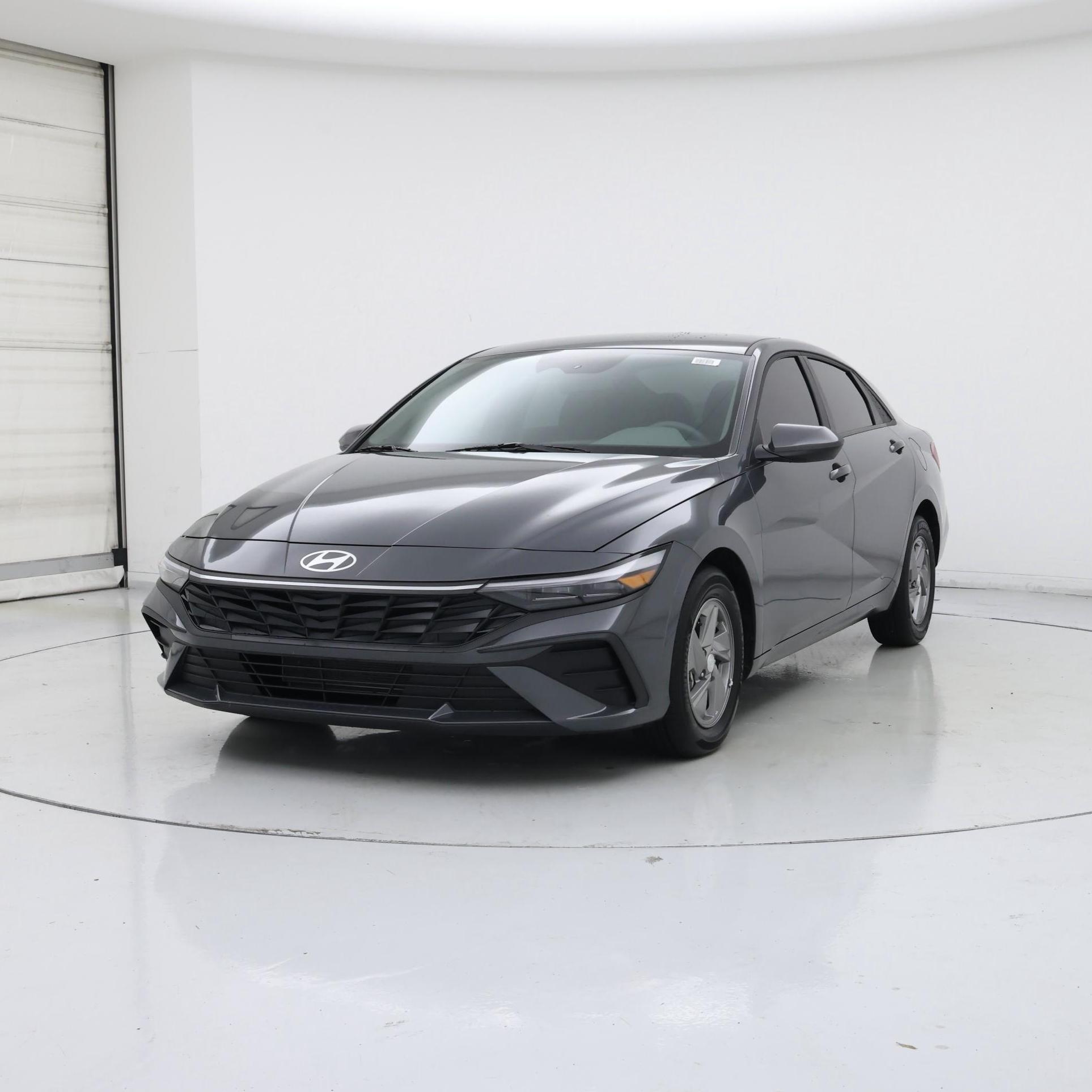 Thumbnail: 2025 Hyundai Elantra - 4