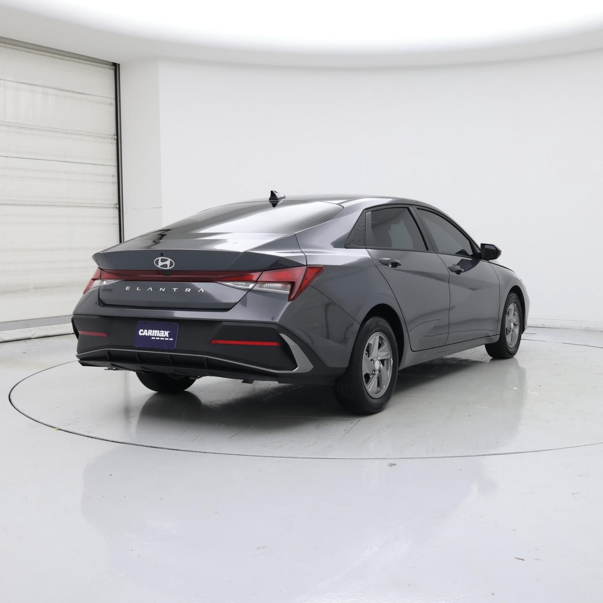 Thumbnail: 2025 Hyundai Elantra - 8