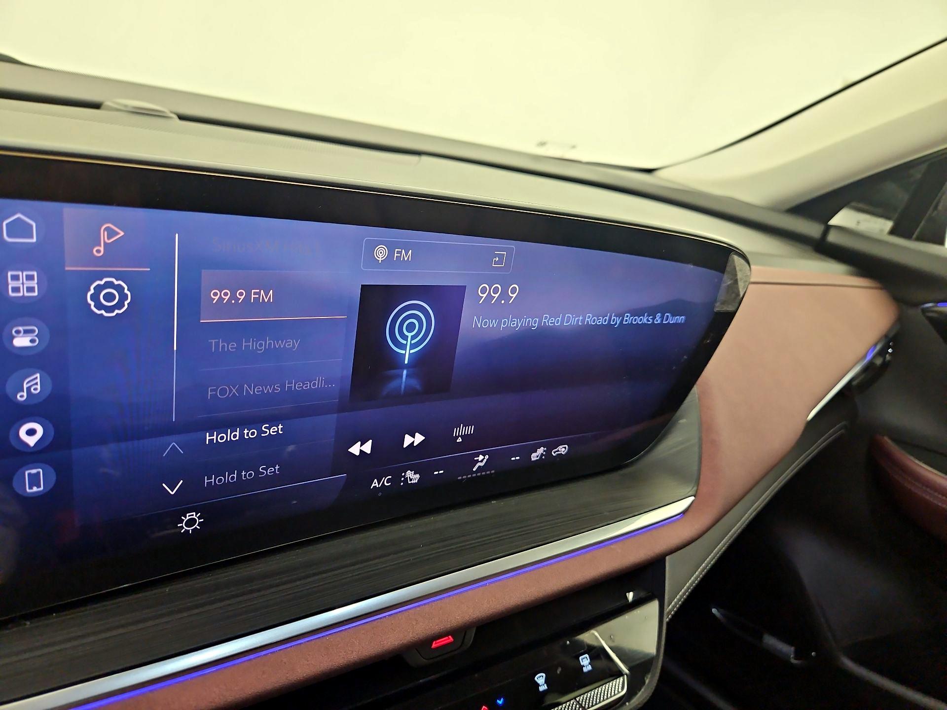 Thumbnail: 2025 Buick Envision - 16