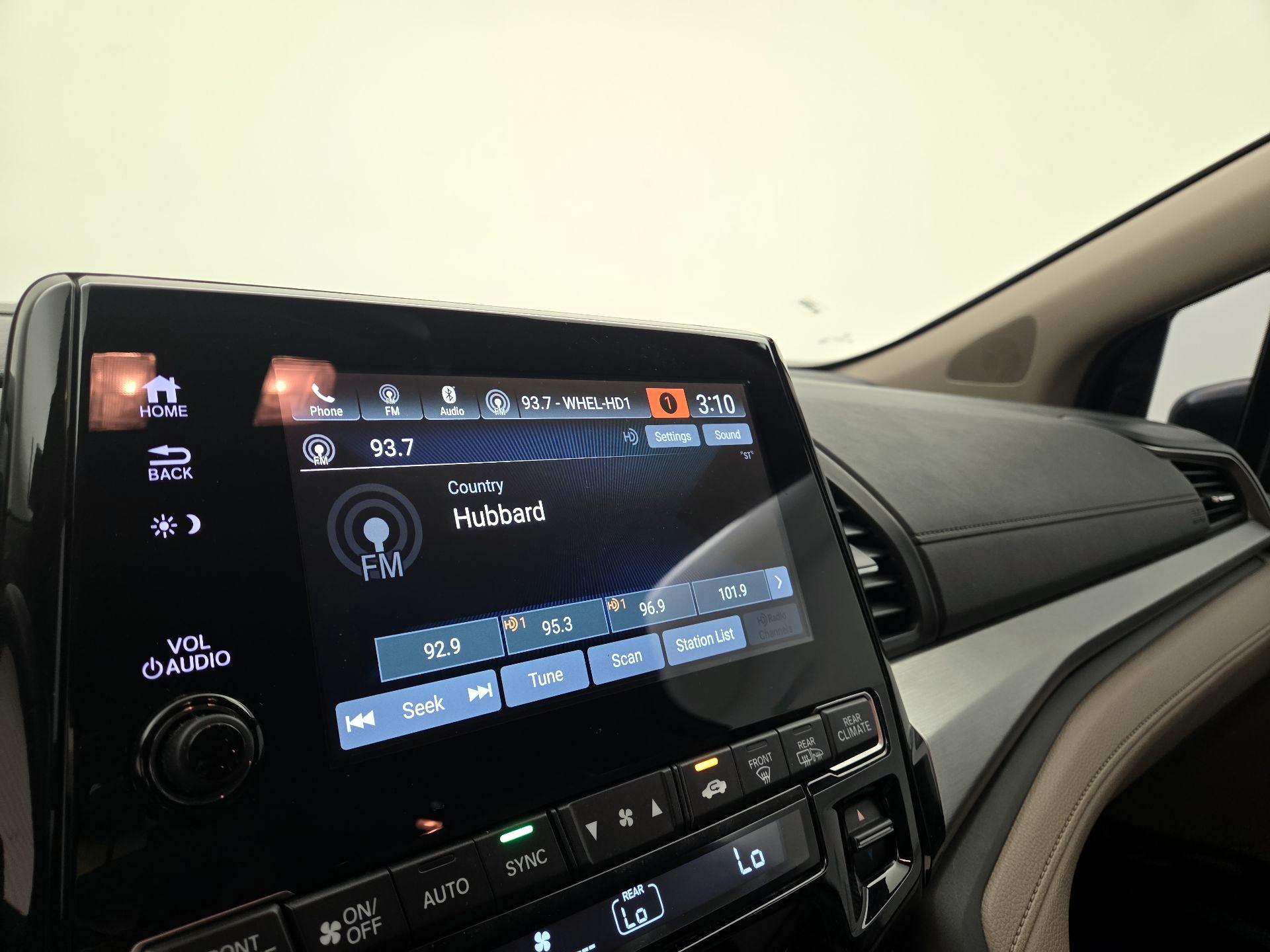 Thumbnail: 2020 Honda Odyssey - 15