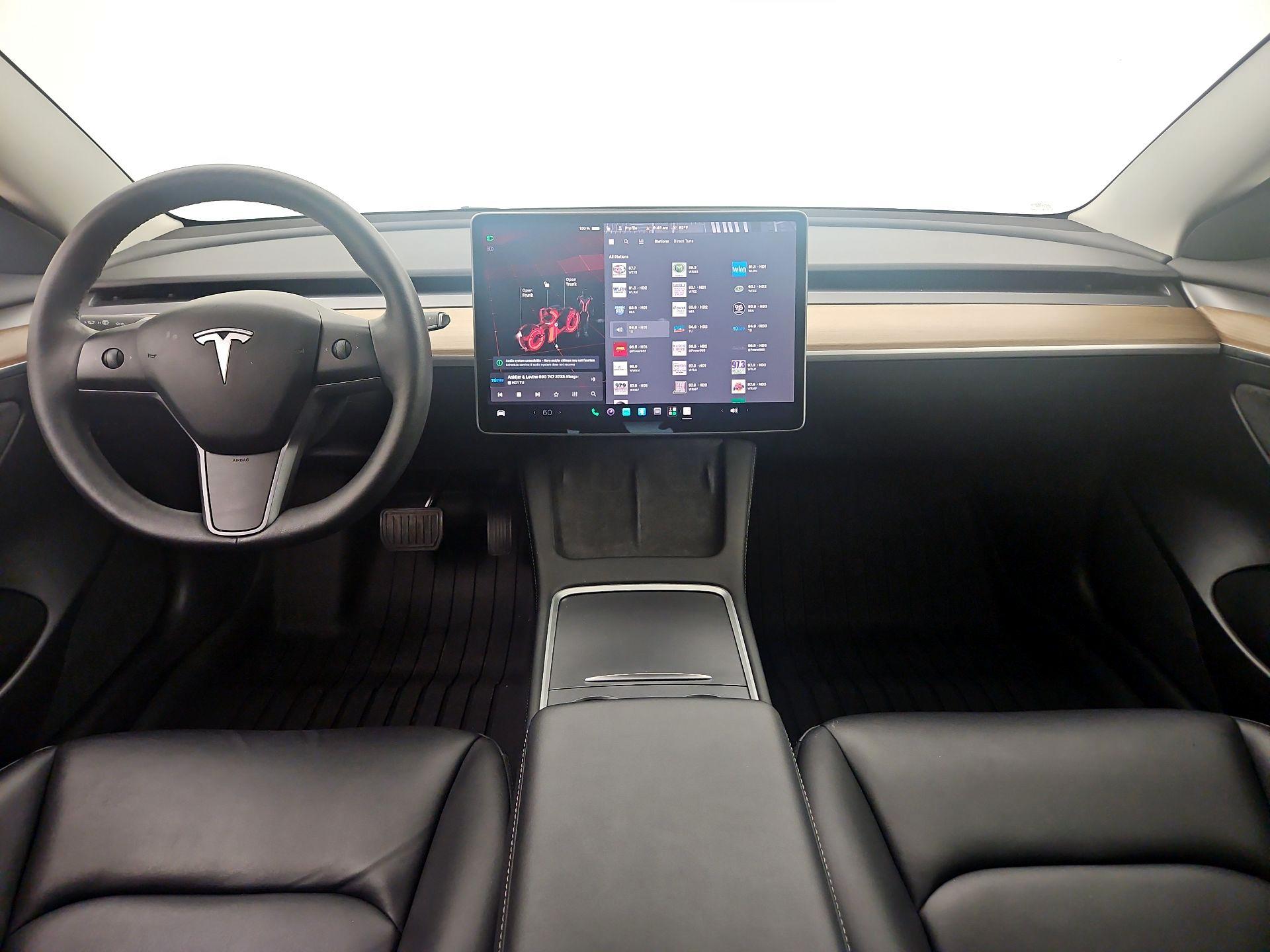 Thumbnail: 2023 Tesla Model 3 - 9