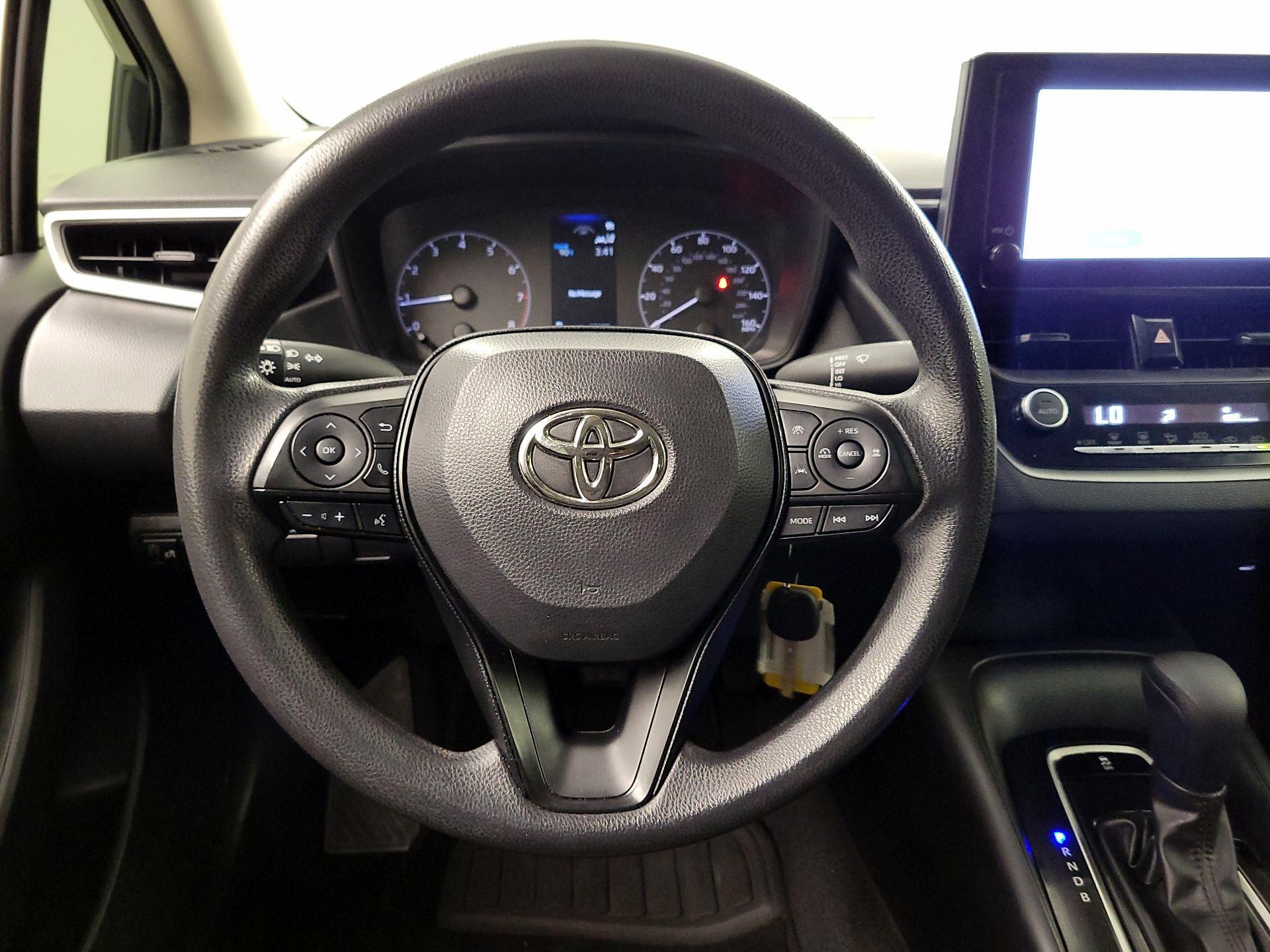 Thumbnail: 2023 Toyota Corolla - 10