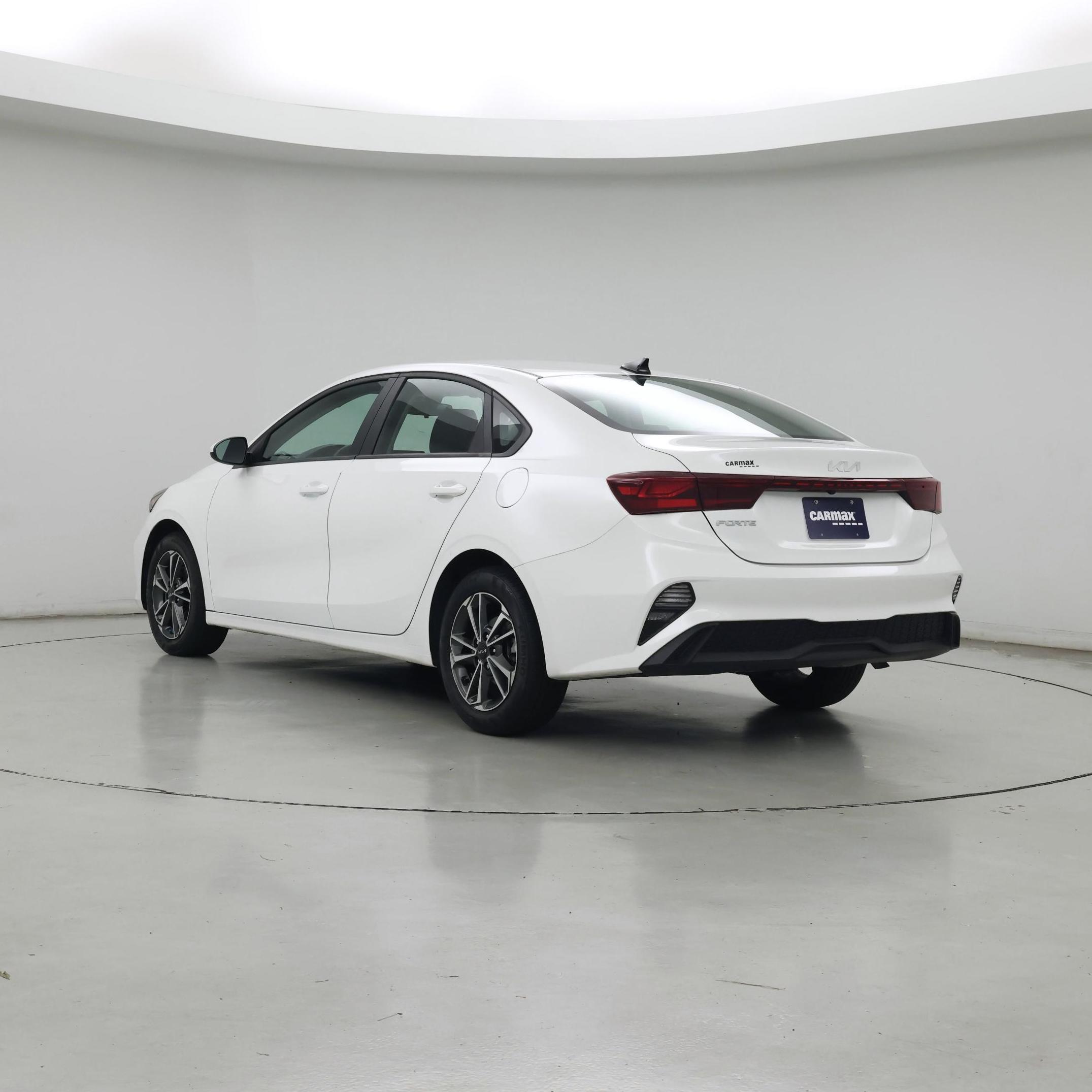 Thumbnail: 2024 Kia Forte - 2