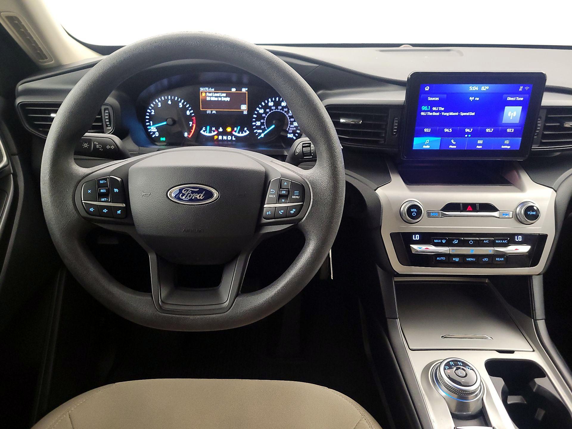 Thumbnail: 2021 Ford Explorer - 10
