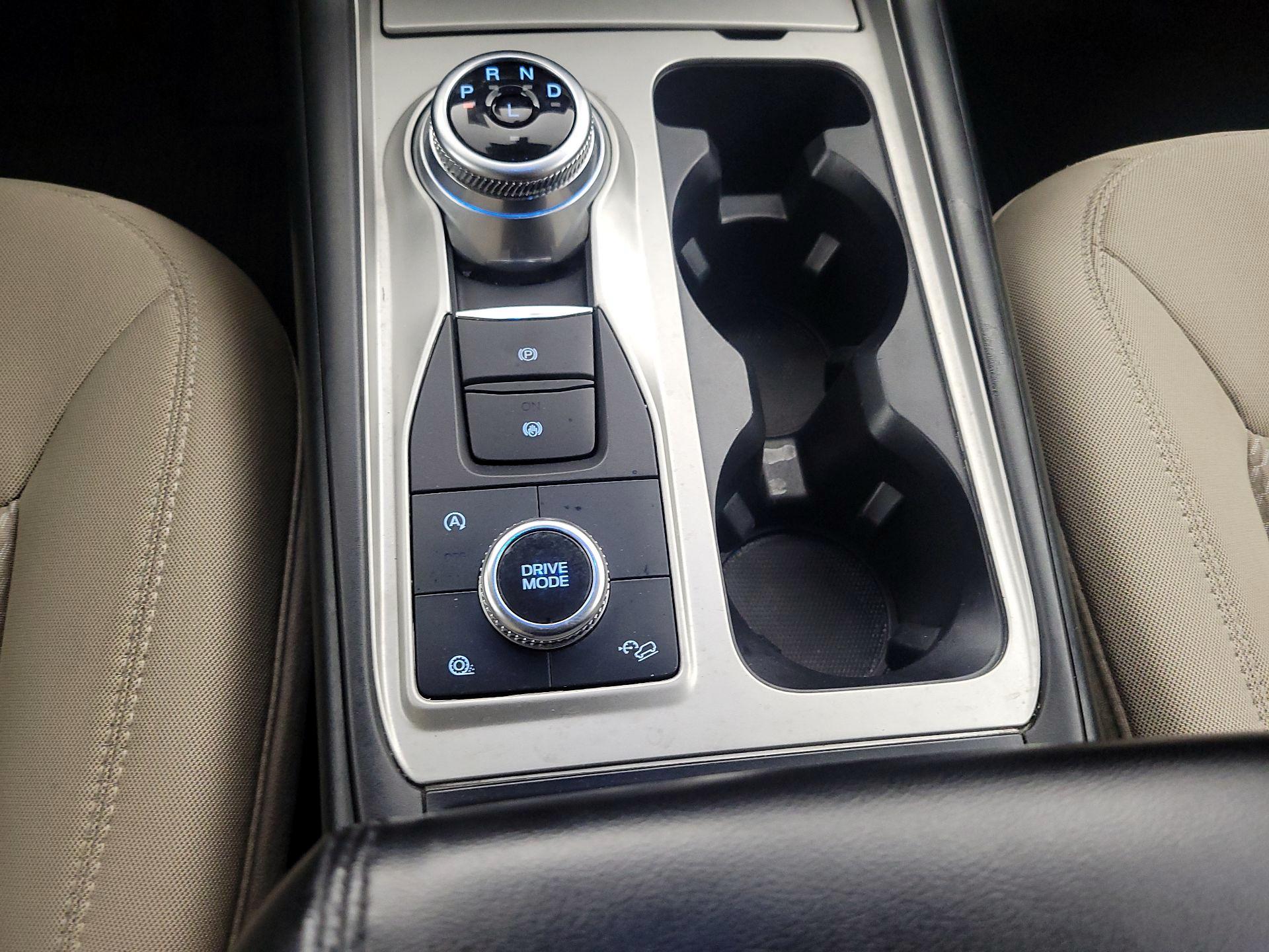 Thumbnail: 2021 Ford Explorer - 17