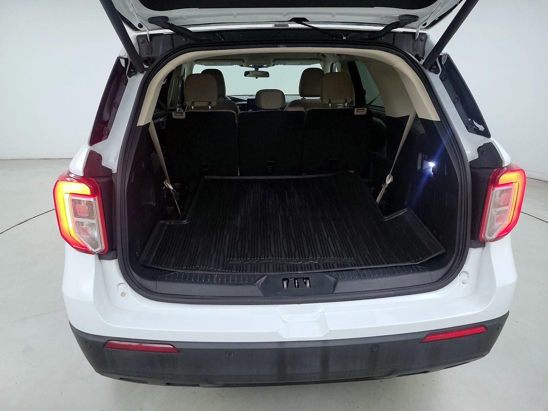 Thumbnail: 2021 Ford Explorer - 20
