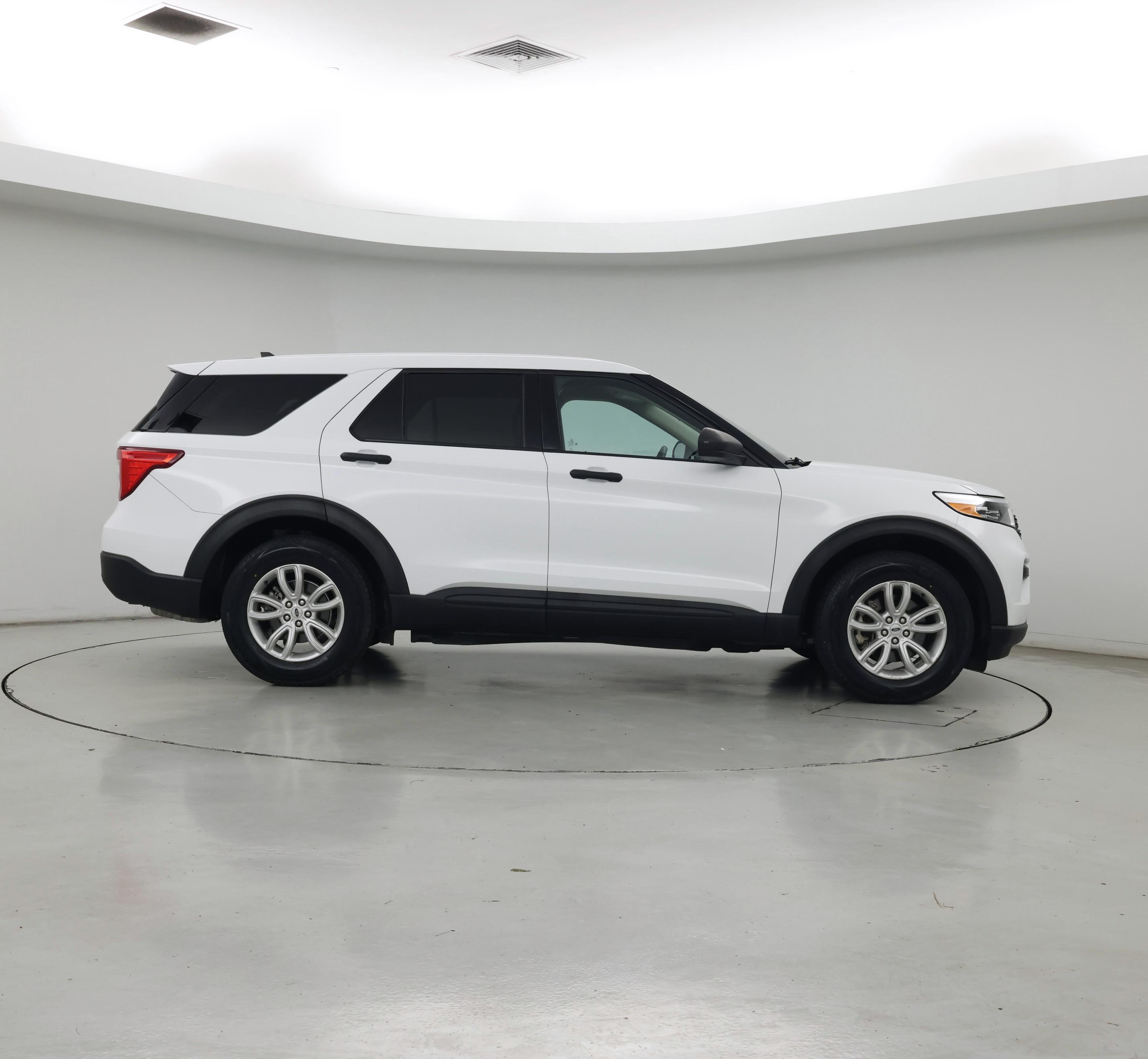 Thumbnail: 2021 Ford Explorer - 7
