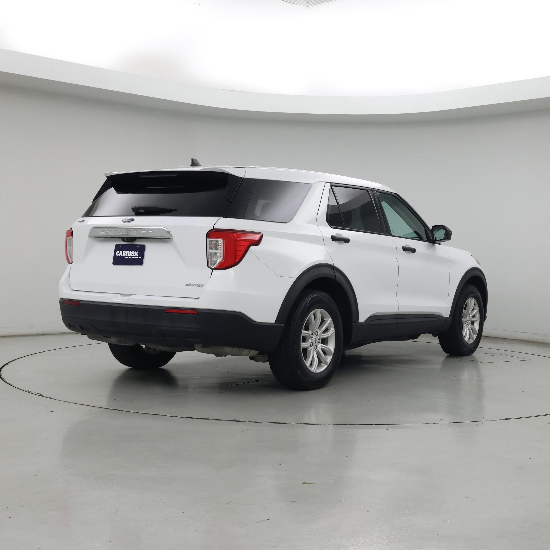 Thumbnail: 2021 Ford Explorer - 8