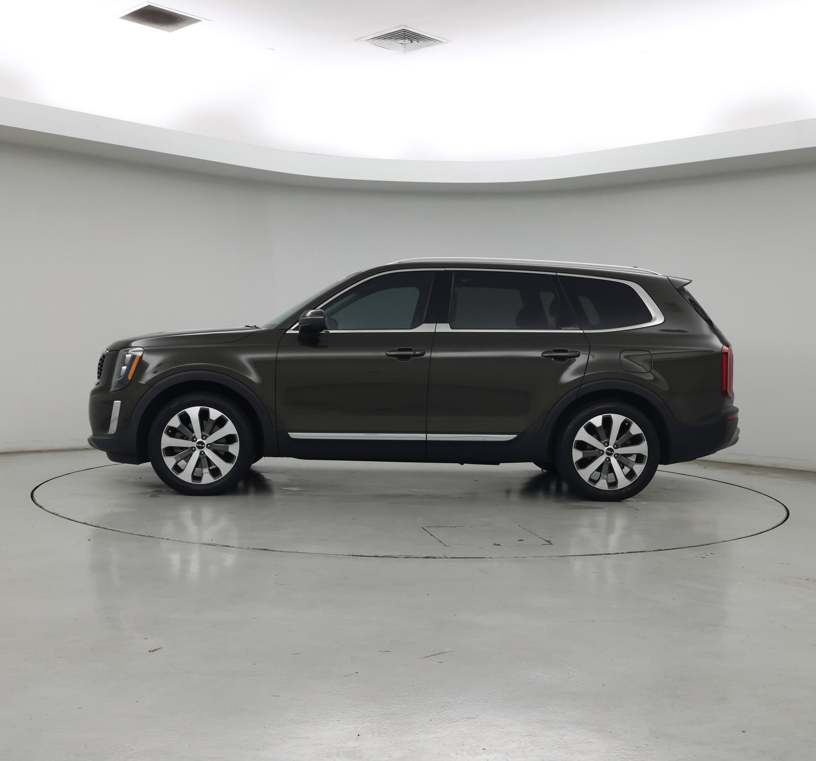 Thumbnail: 2022 Kia Telluride - 3
