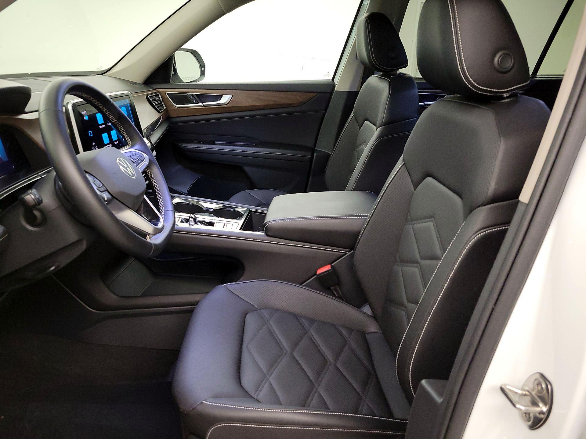 Thumbnail: 2025 Volkswagen Atlas - 11