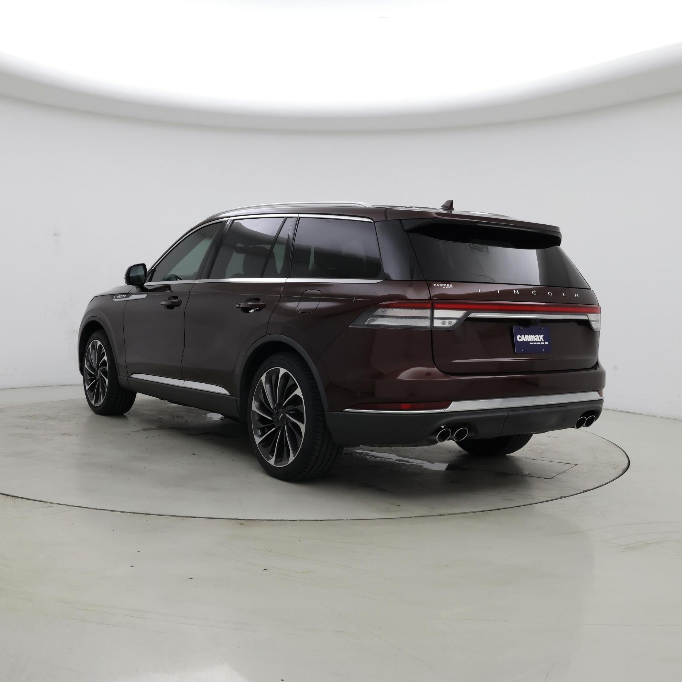 Thumbnail: 2020 Lincoln Aviator - 2