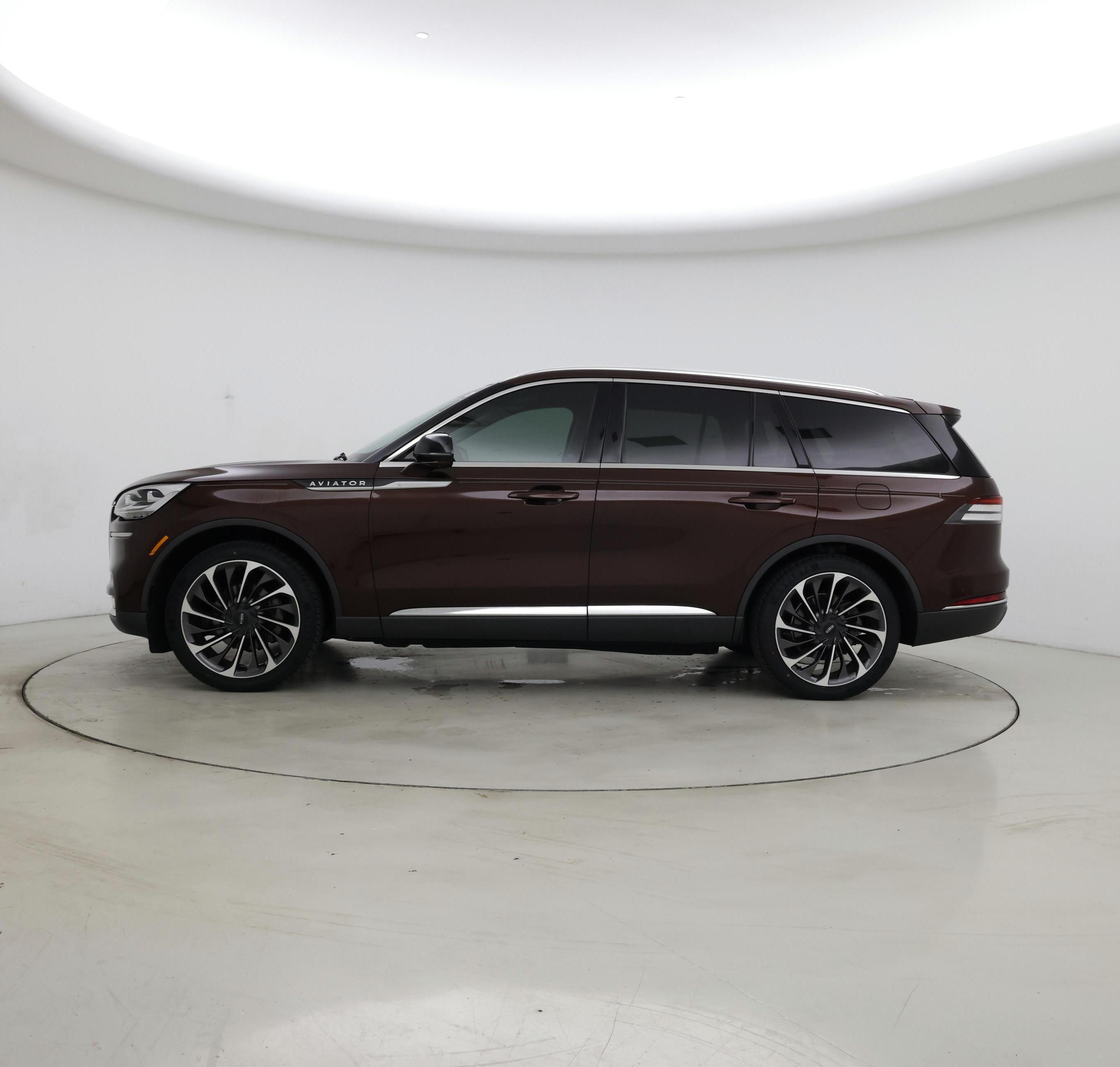 Thumbnail: 2020 Lincoln Aviator - 3