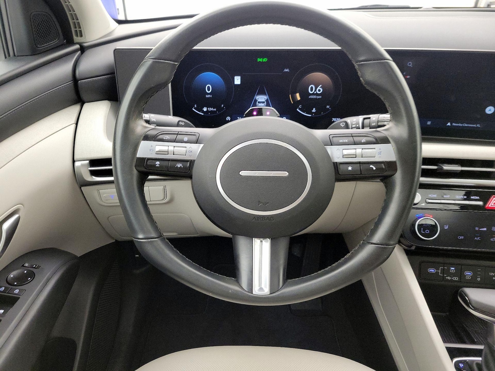 2025 Hyundai Tucson SEL Convenience - Photo 11