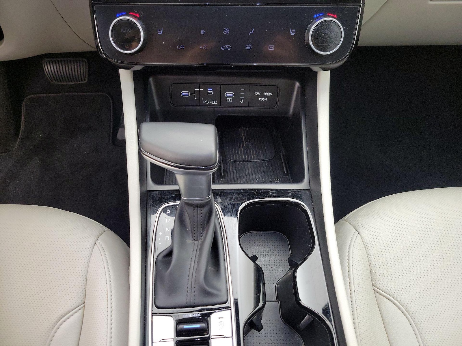 2025 Hyundai Tucson SEL Convenience - Photo 19