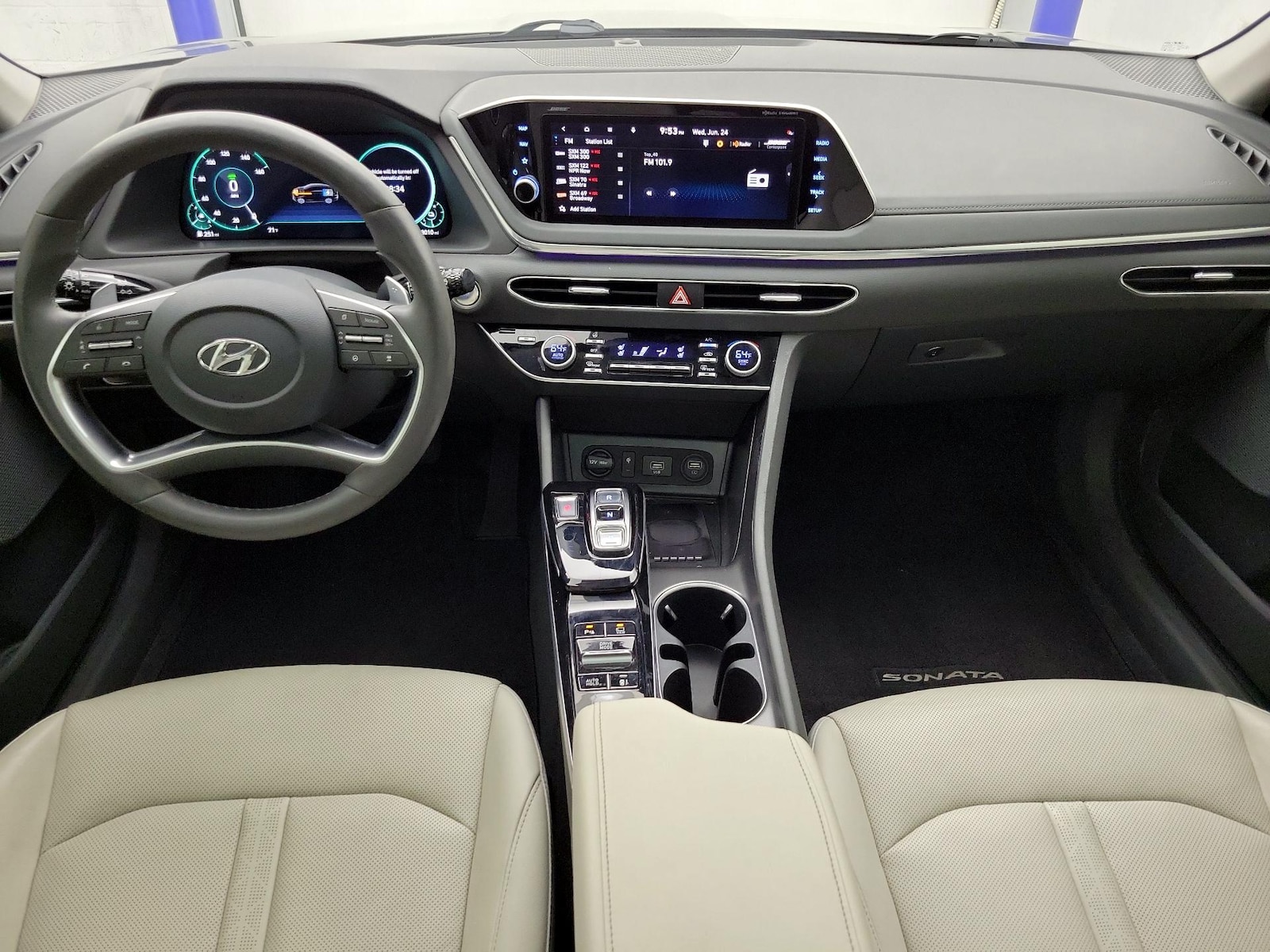 2023 Hyundai Sonata Hybrid Limited - Photo 10