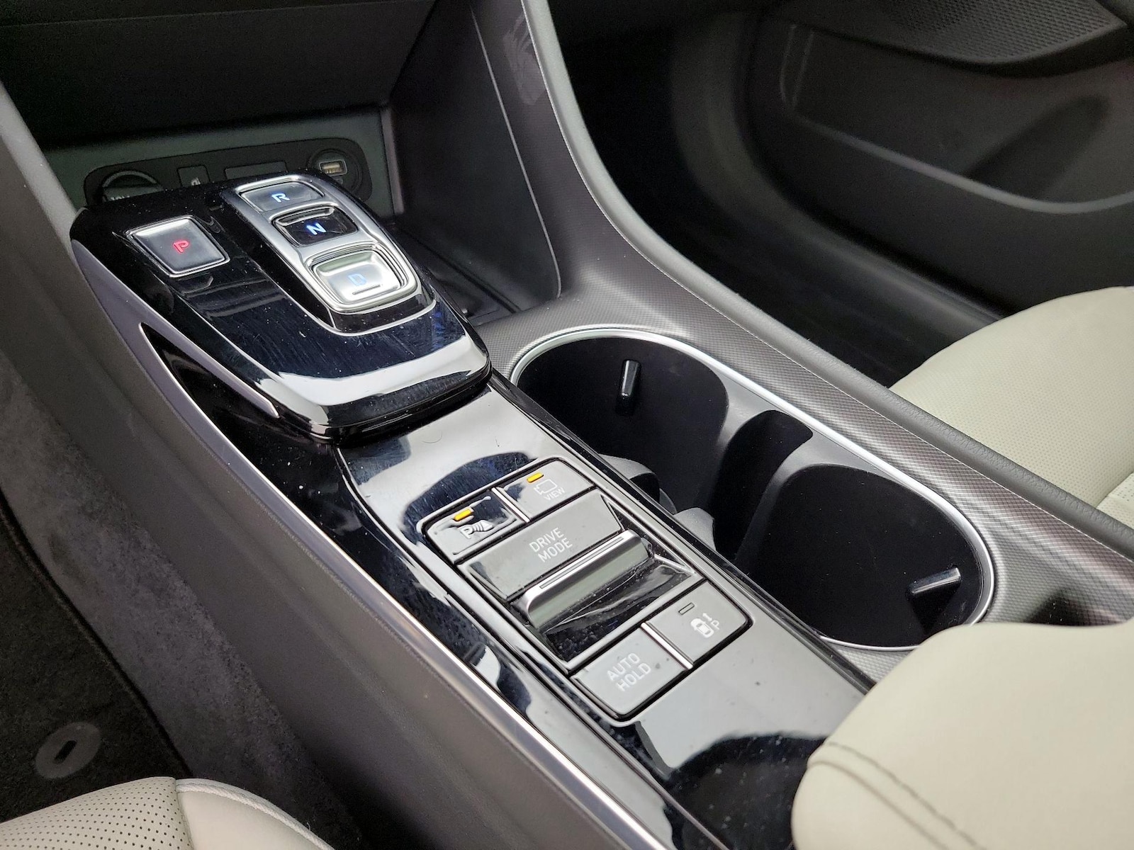 2023 Hyundai Sonata Hybrid Limited - Photo 18