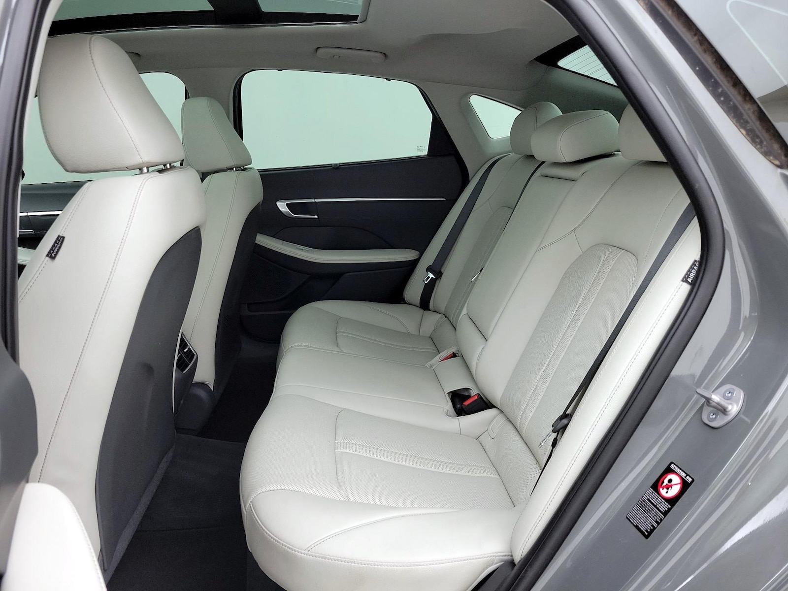 2023 Hyundai Sonata Hybrid Limited - Photo 21