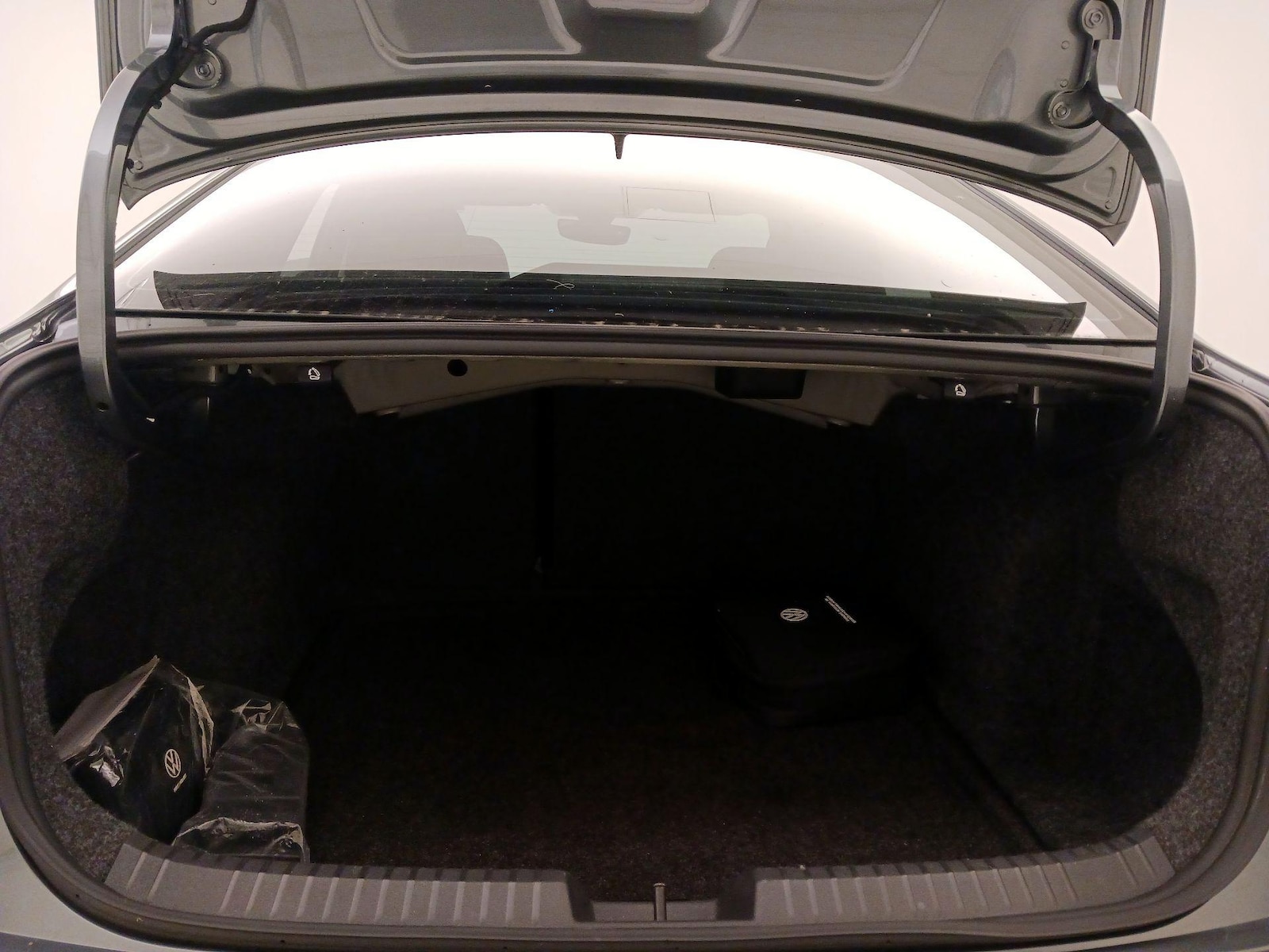 2023 Volkswagen Jetta SE - Photo 22