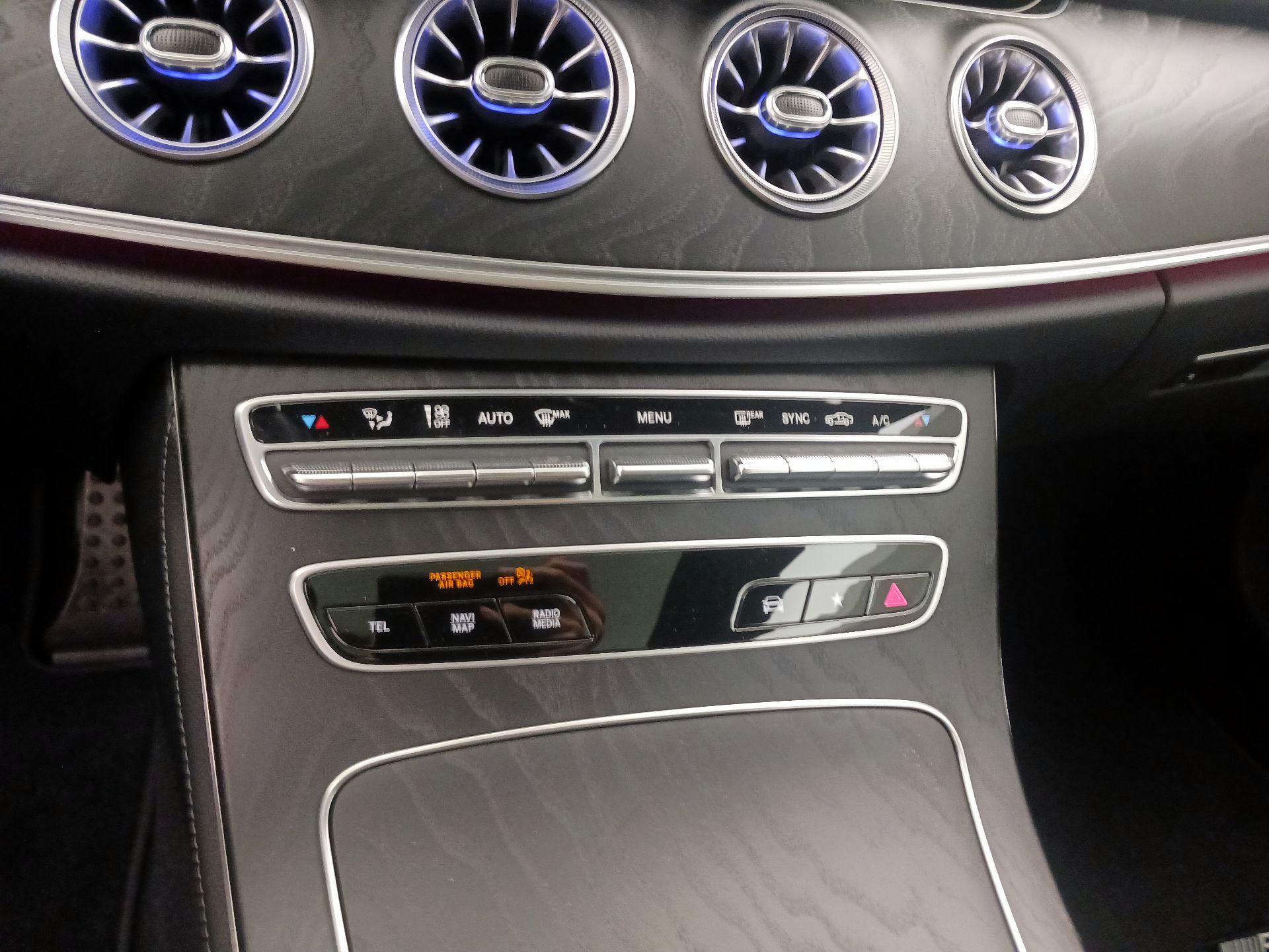 Thumbnail: 2022 Mercedes-Benz E-Class - 17