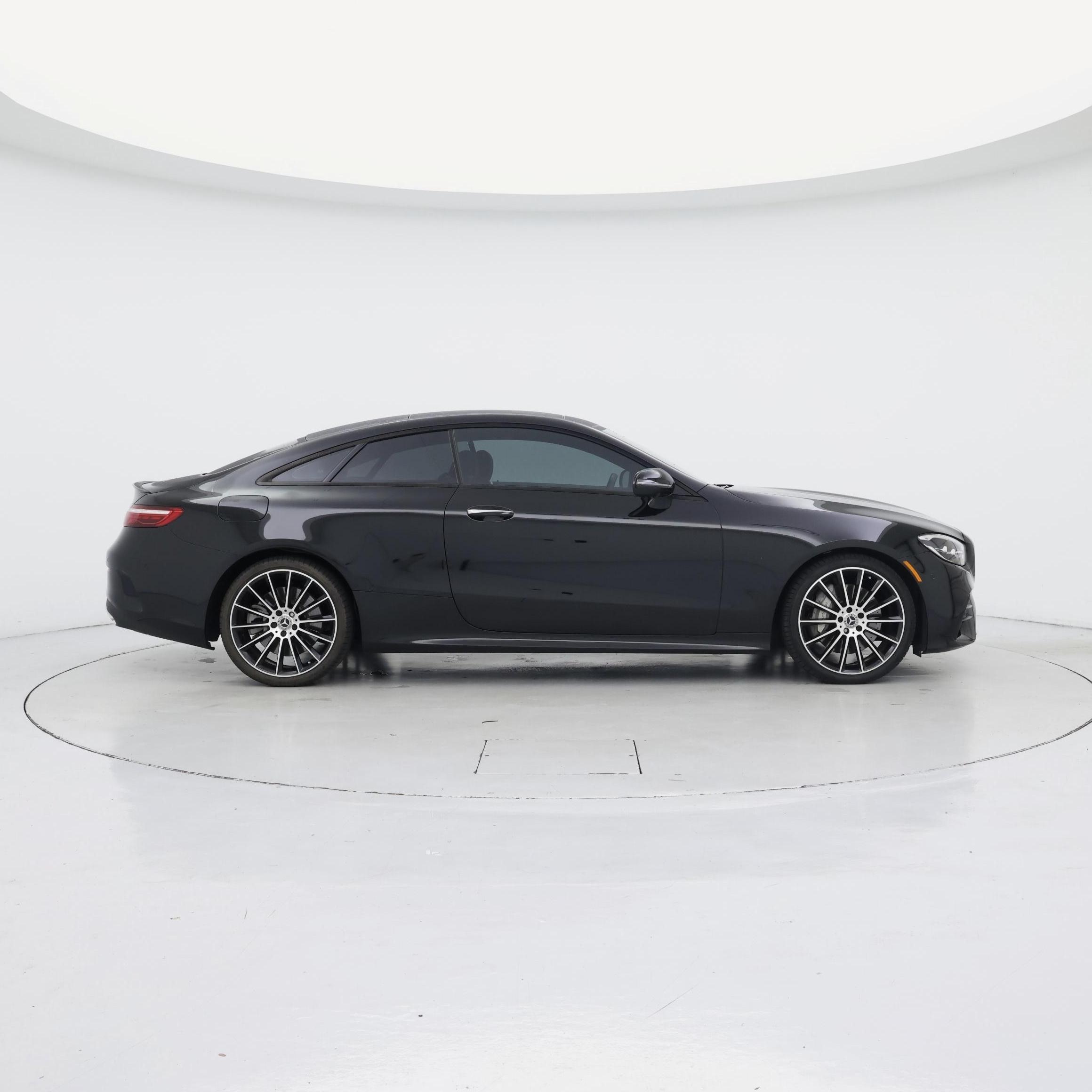 Thumbnail: 2022 Mercedes-Benz E-Class - 7