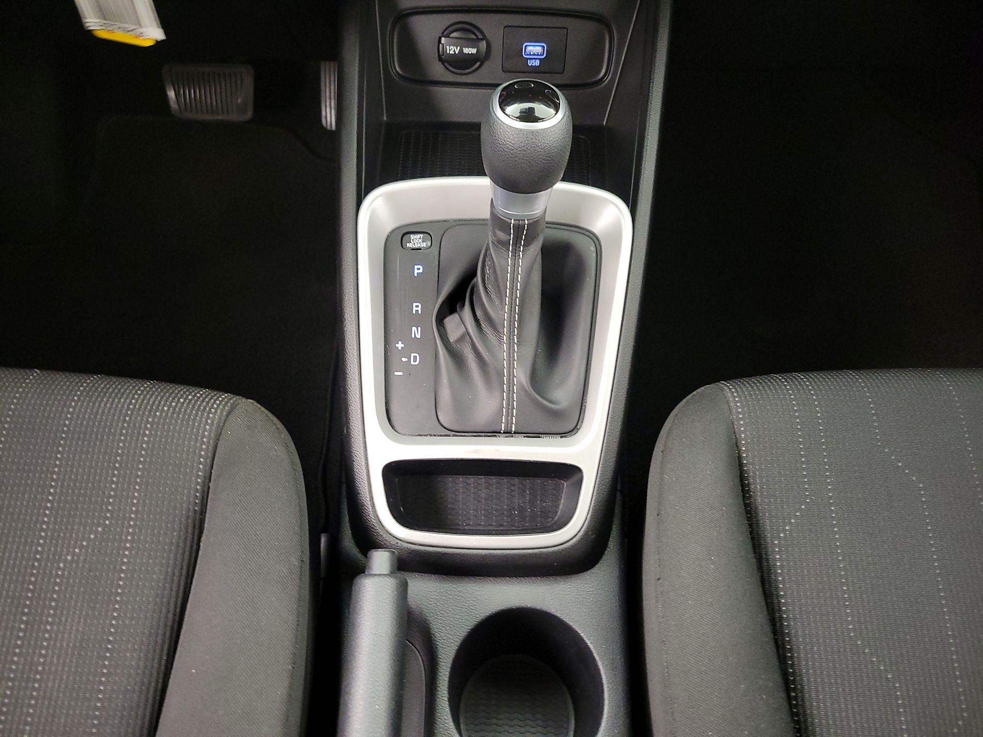 Thumbnail: 2021 Hyundai Venue - 17