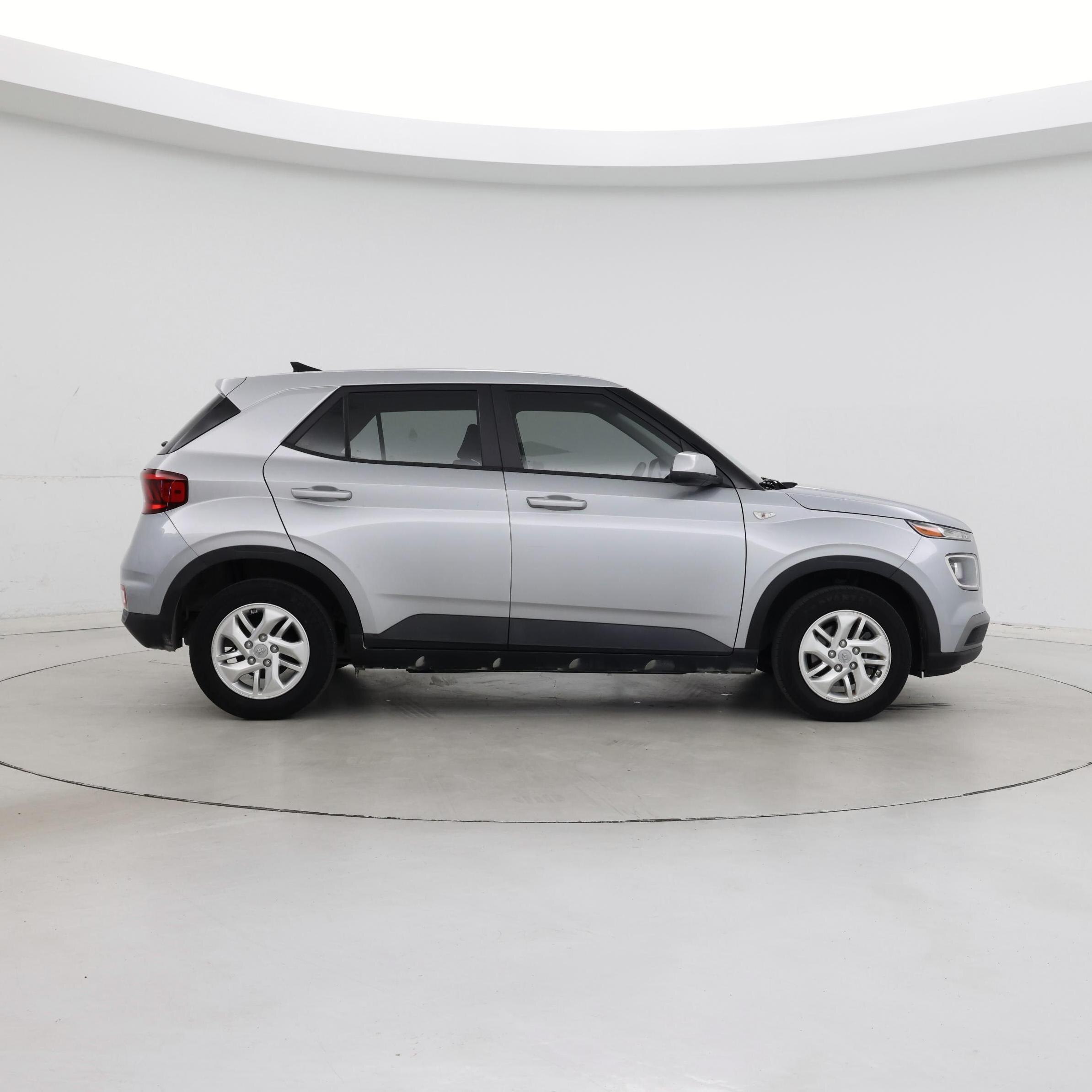 Thumbnail: 2021 Hyundai Venue - 7