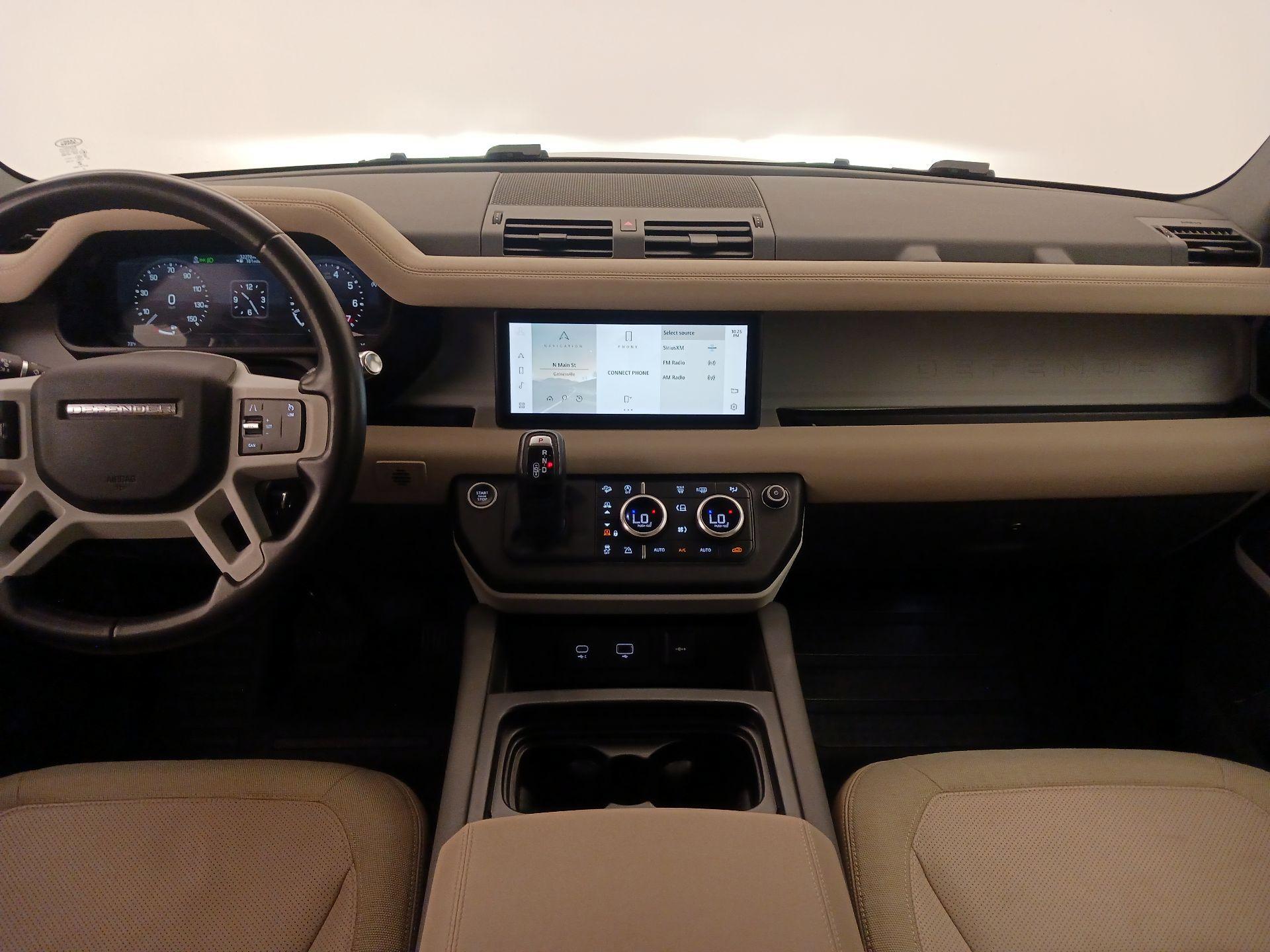 Thumbnail: 2020 Land Rover Defender - 9