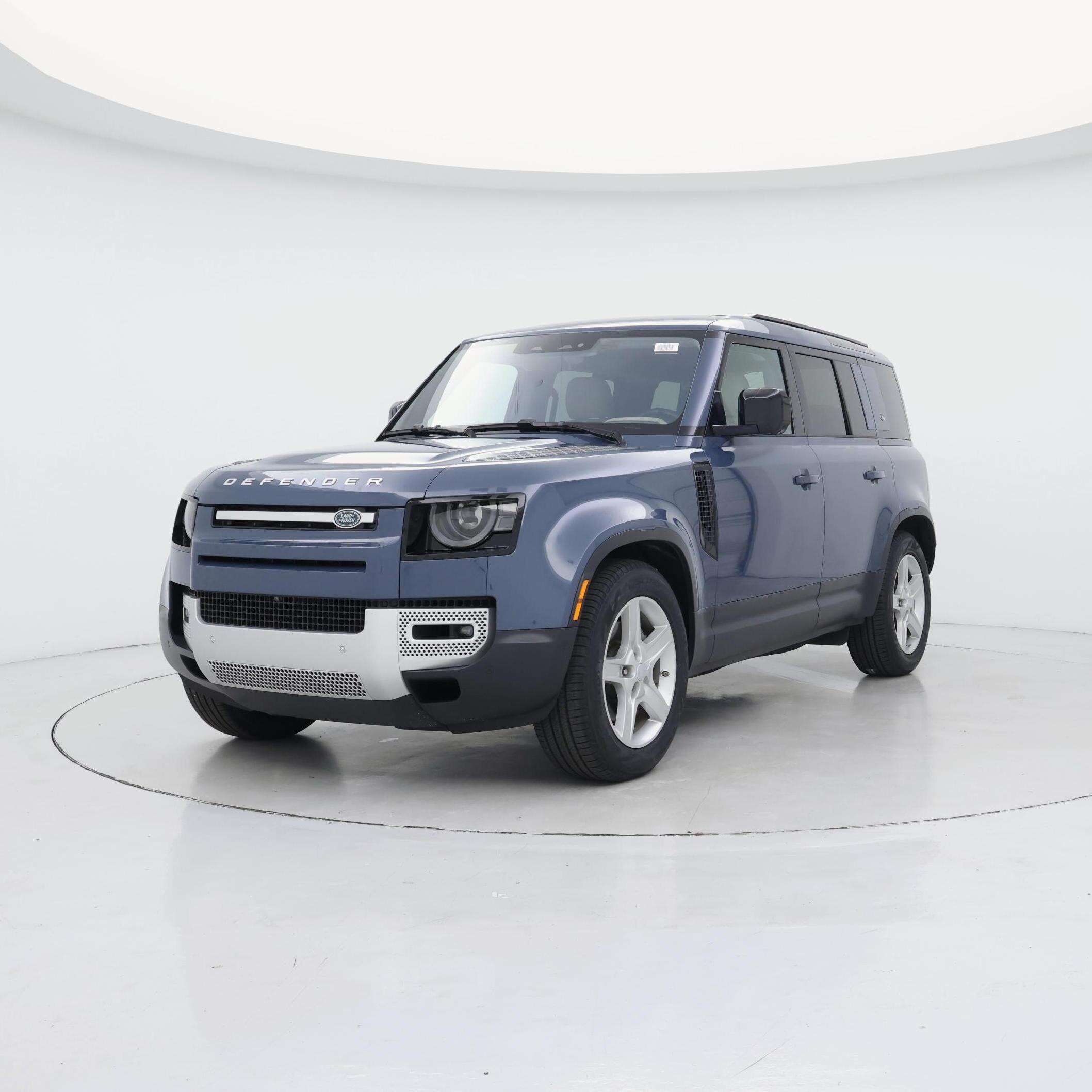 Thumbnail: 2020 Land Rover Defender - 4