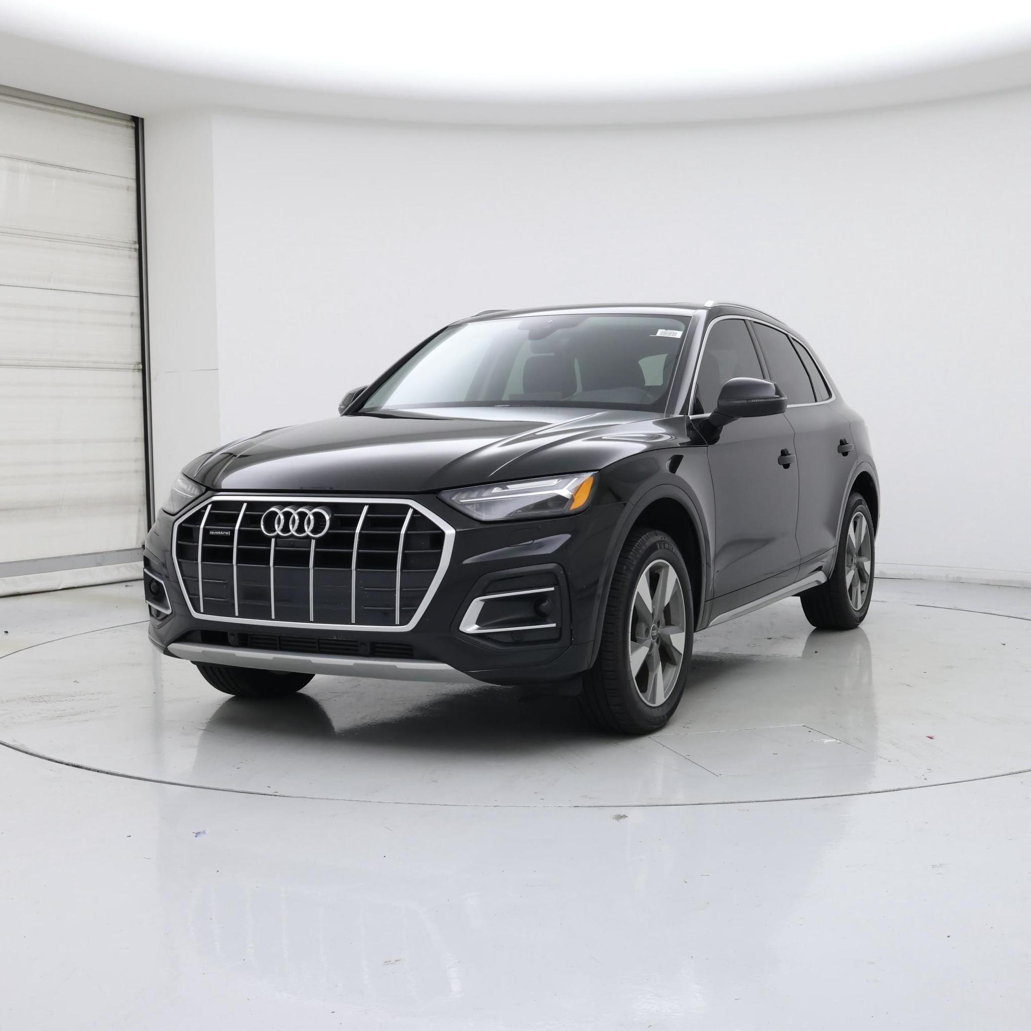 Thumbnail: 2024 Audi Q5 - 4
