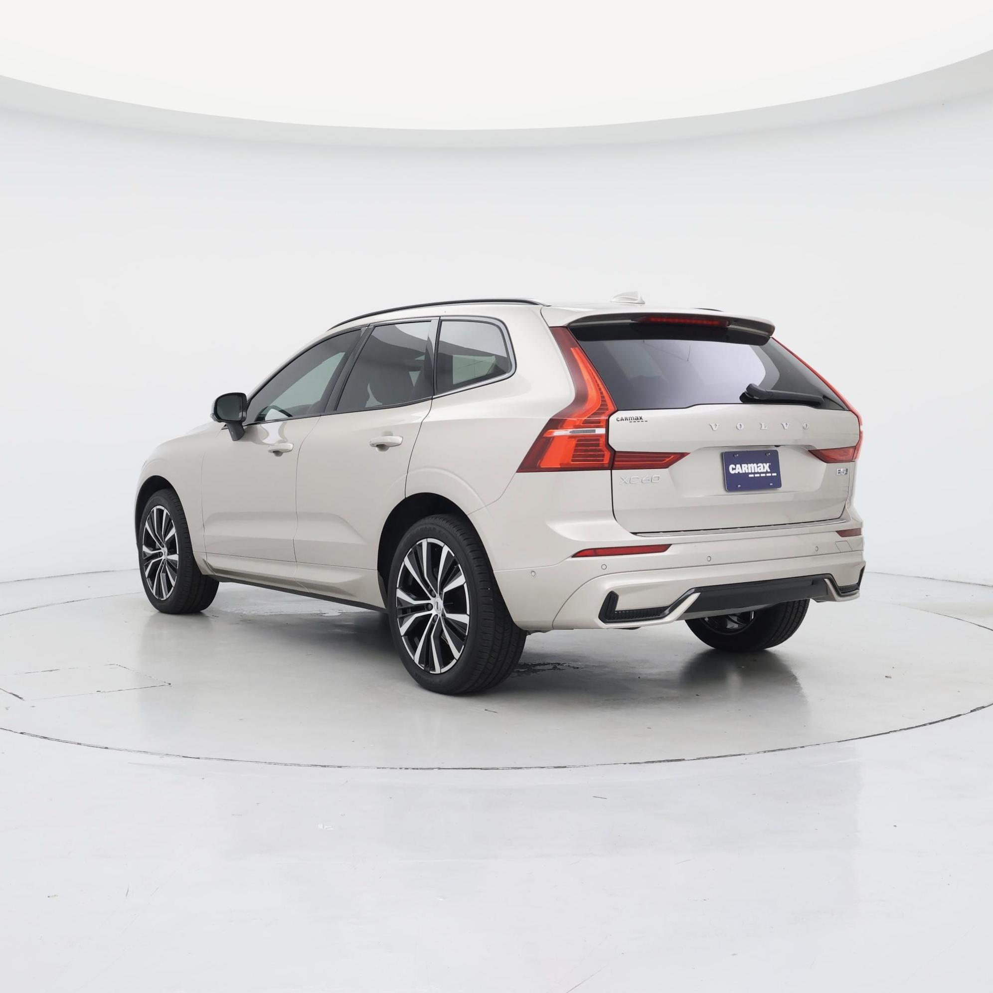Thumbnail: 2023 Volvo XC60 - 2