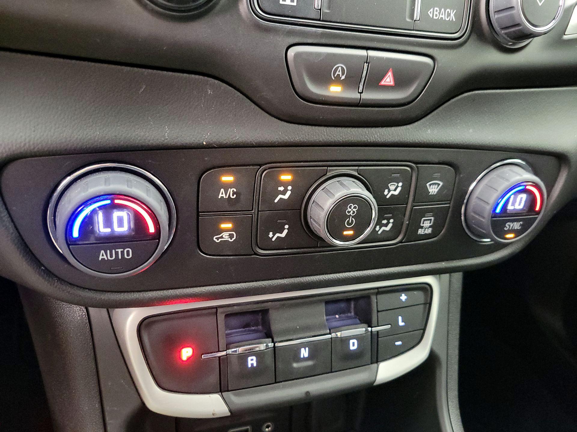 Thumbnail: 2023 GMC Terrain - 16