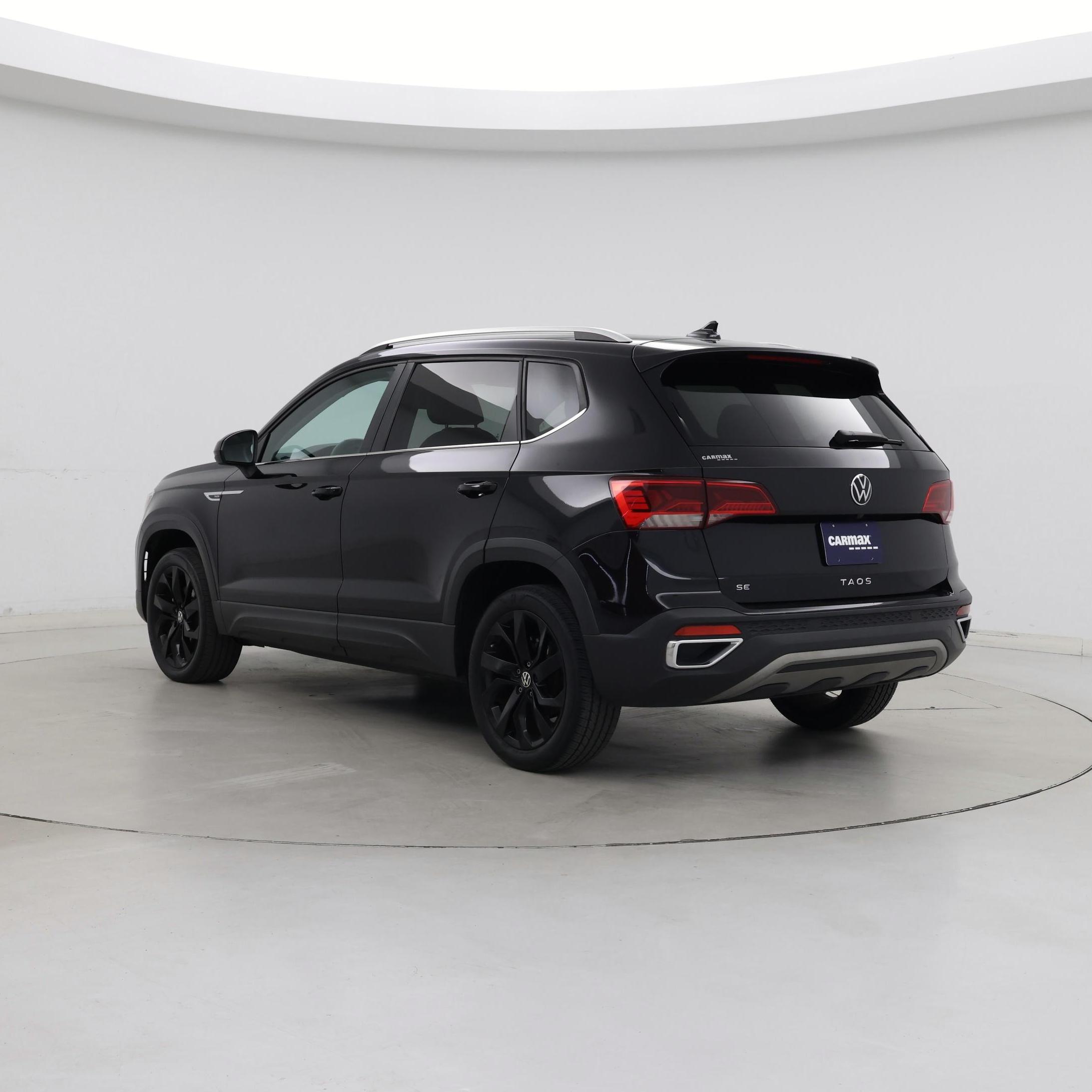 Thumbnail: 2023 Volkswagen Taos - 2