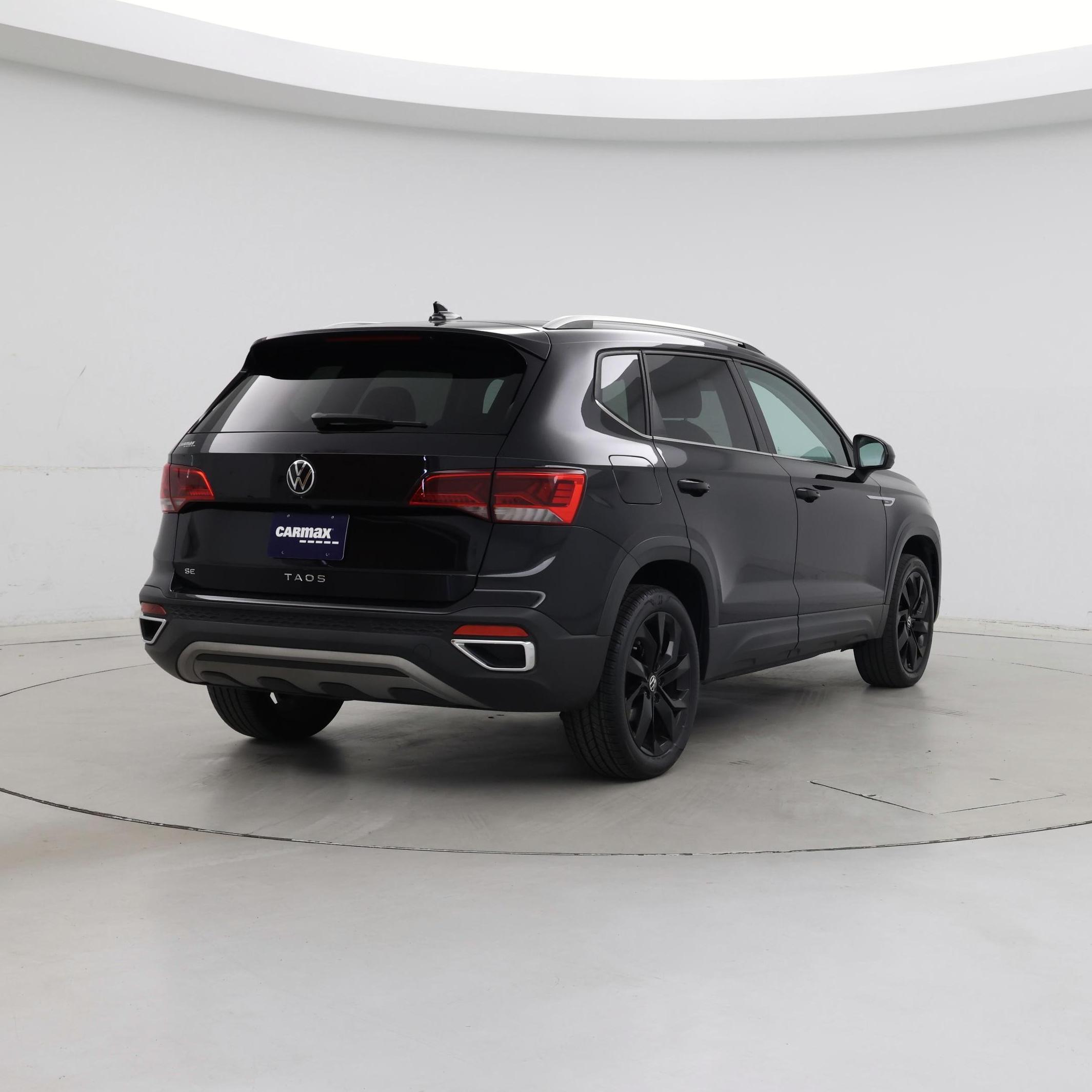 Thumbnail: 2023 Volkswagen Taos - 8