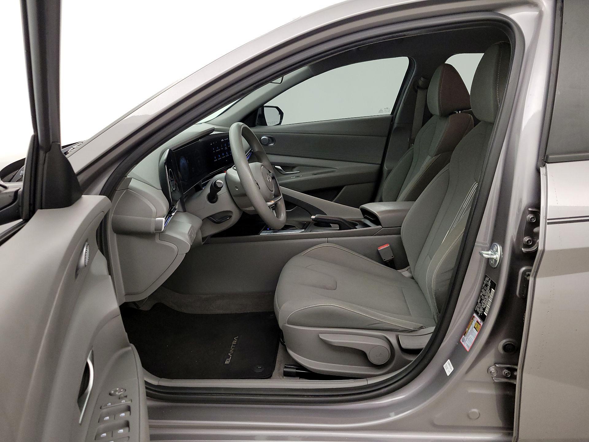 Thumbnail: 2024 Hyundai Elantra - 11