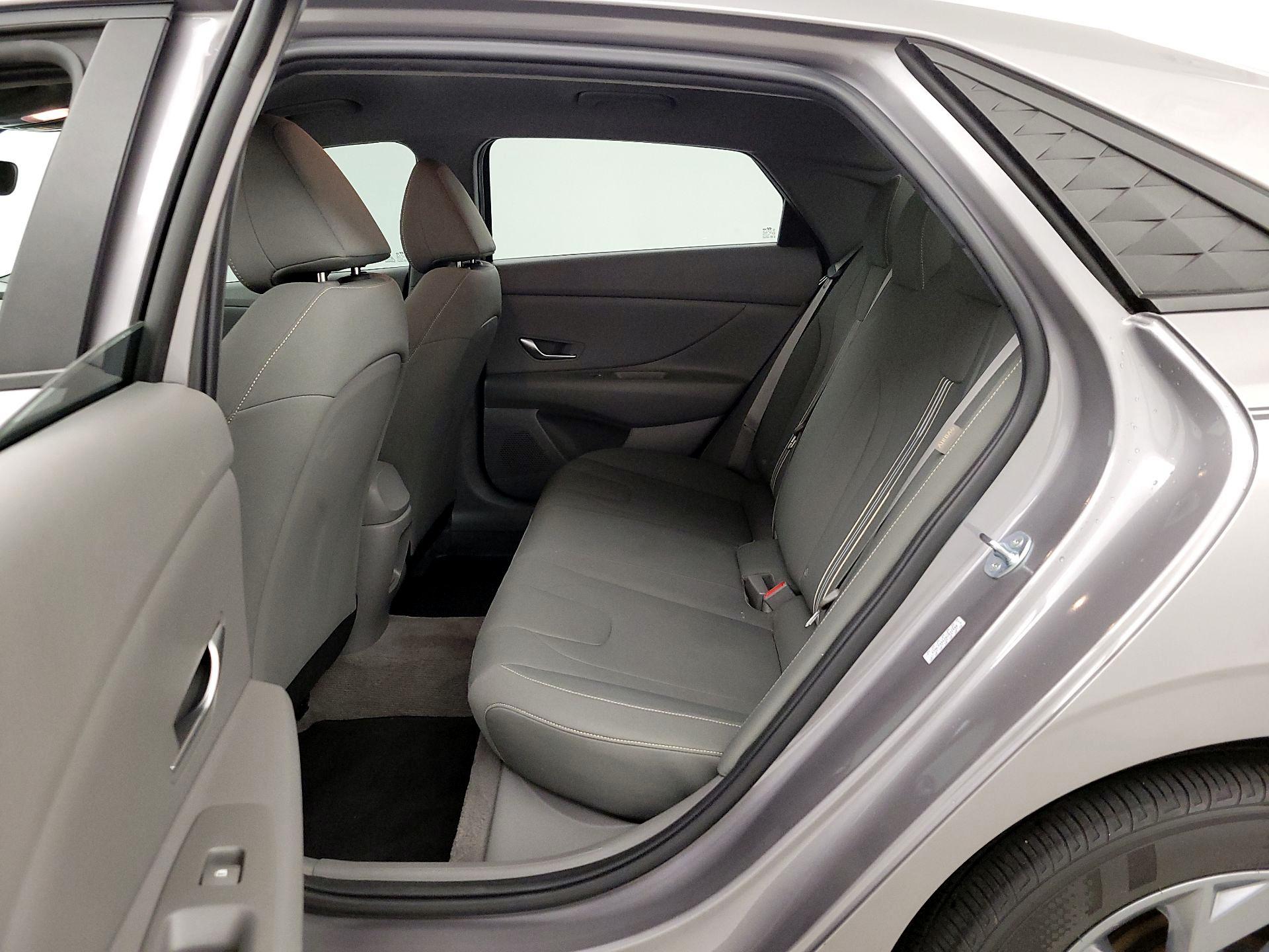 Thumbnail: 2024 Hyundai Elantra - 20
