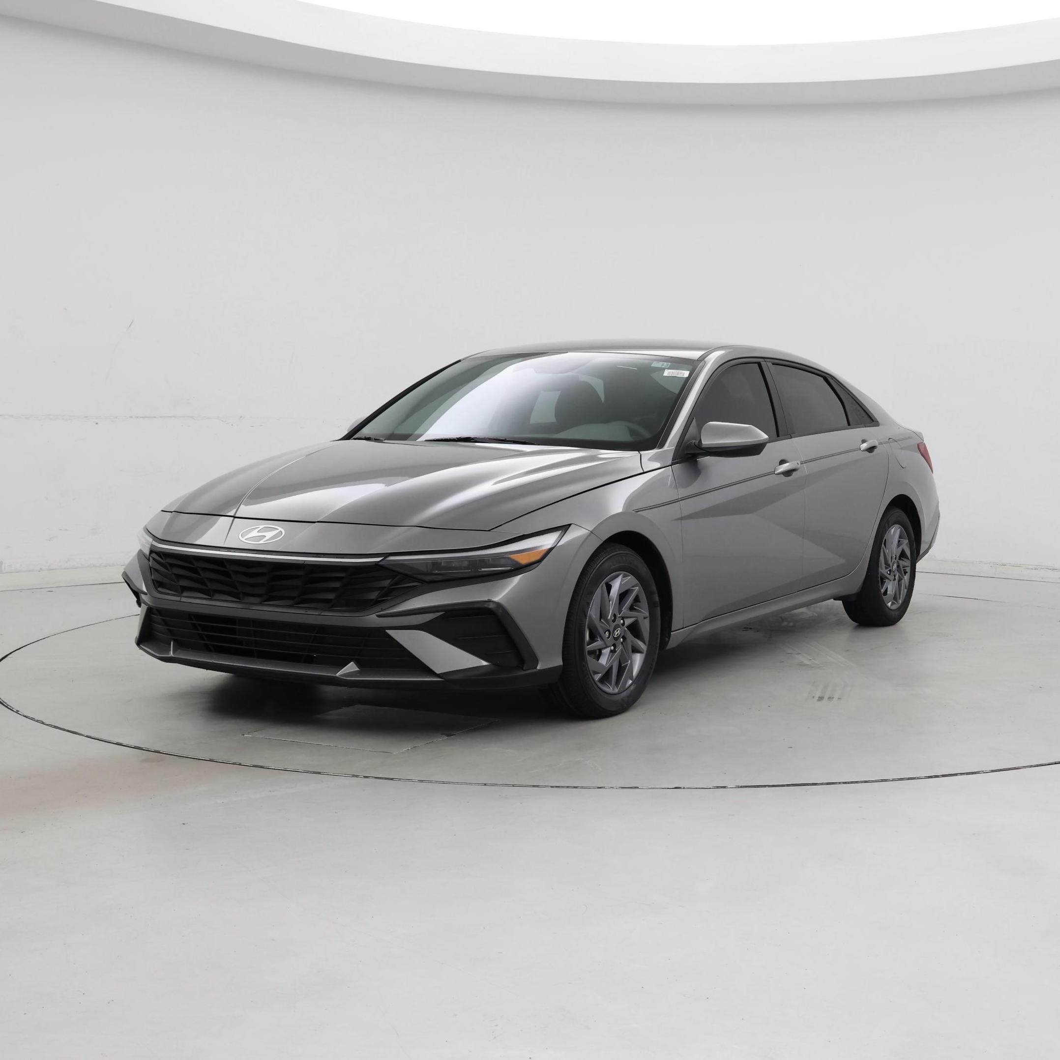 Thumbnail: 2024 Hyundai Elantra - 4