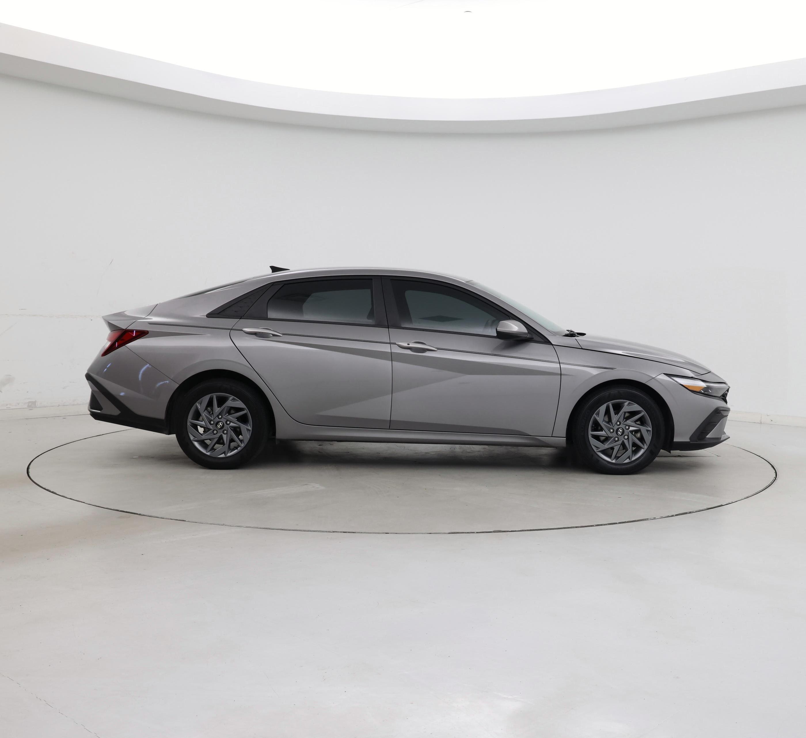 Thumbnail: 2024 Hyundai Elantra - 7