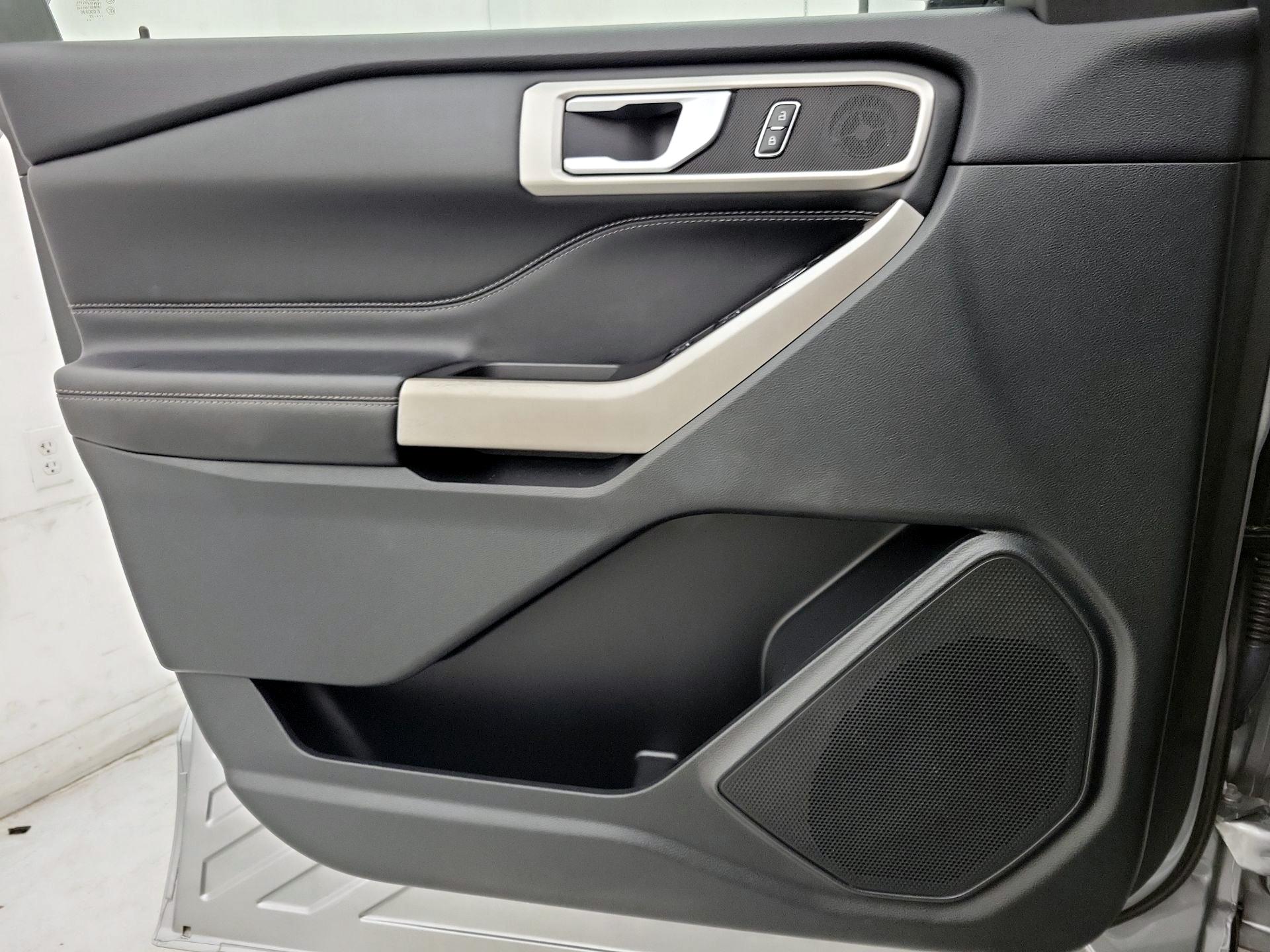 Thumbnail: 2023 Ford Explorer - 12
