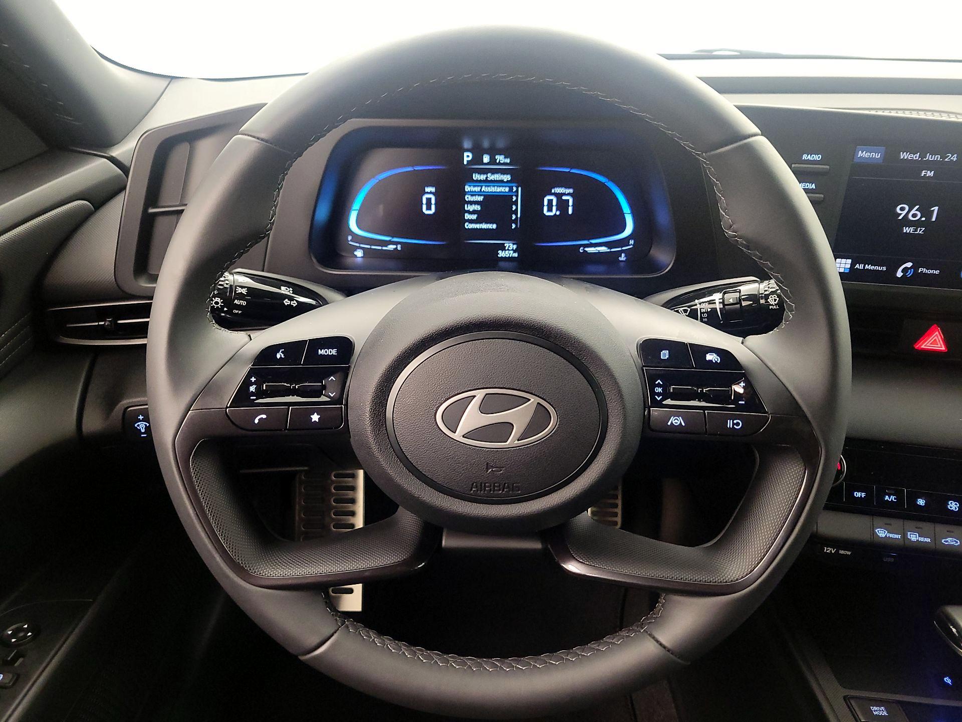 Thumbnail: 2025 Hyundai Elantra - 10