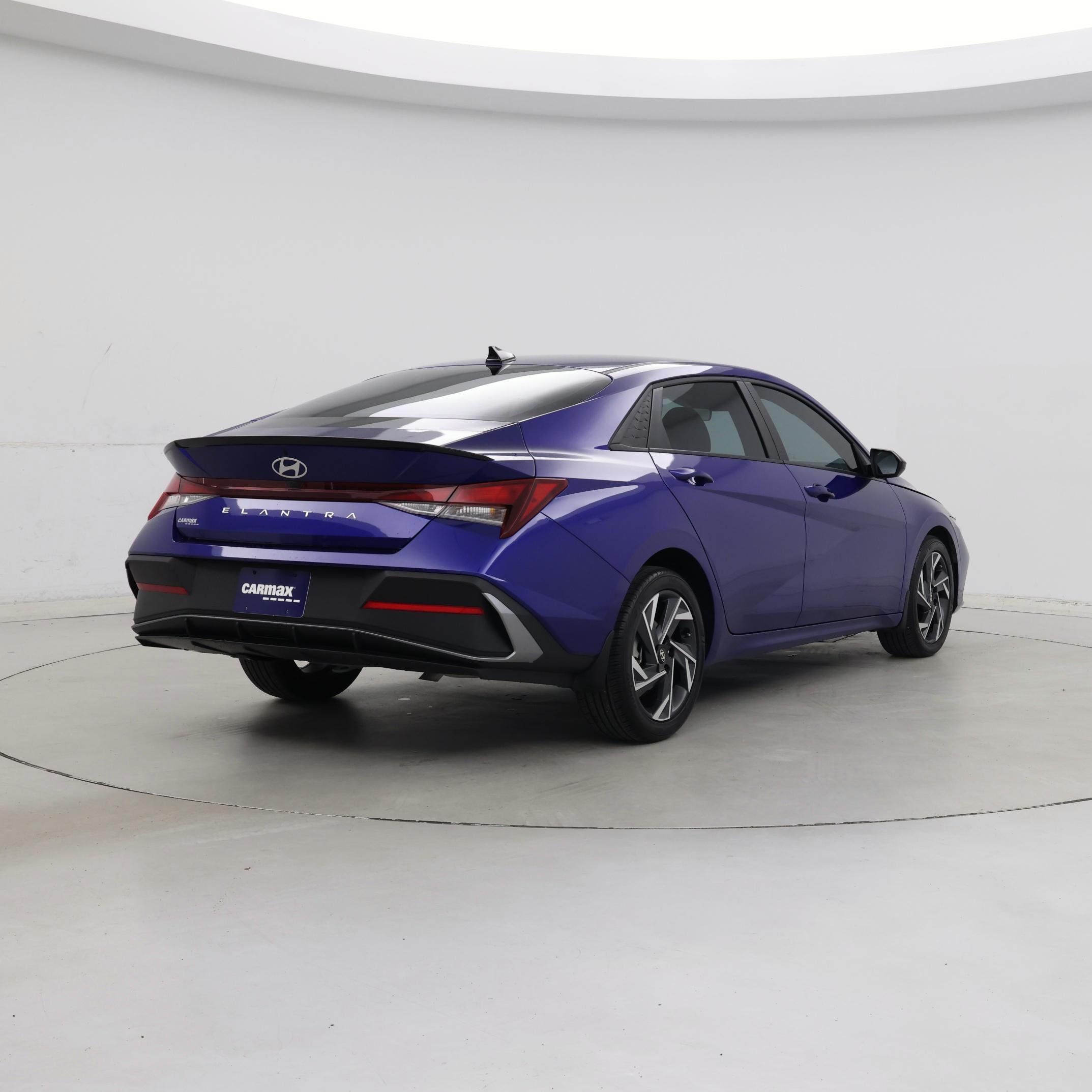 Thumbnail: 2025 Hyundai Elantra - 8