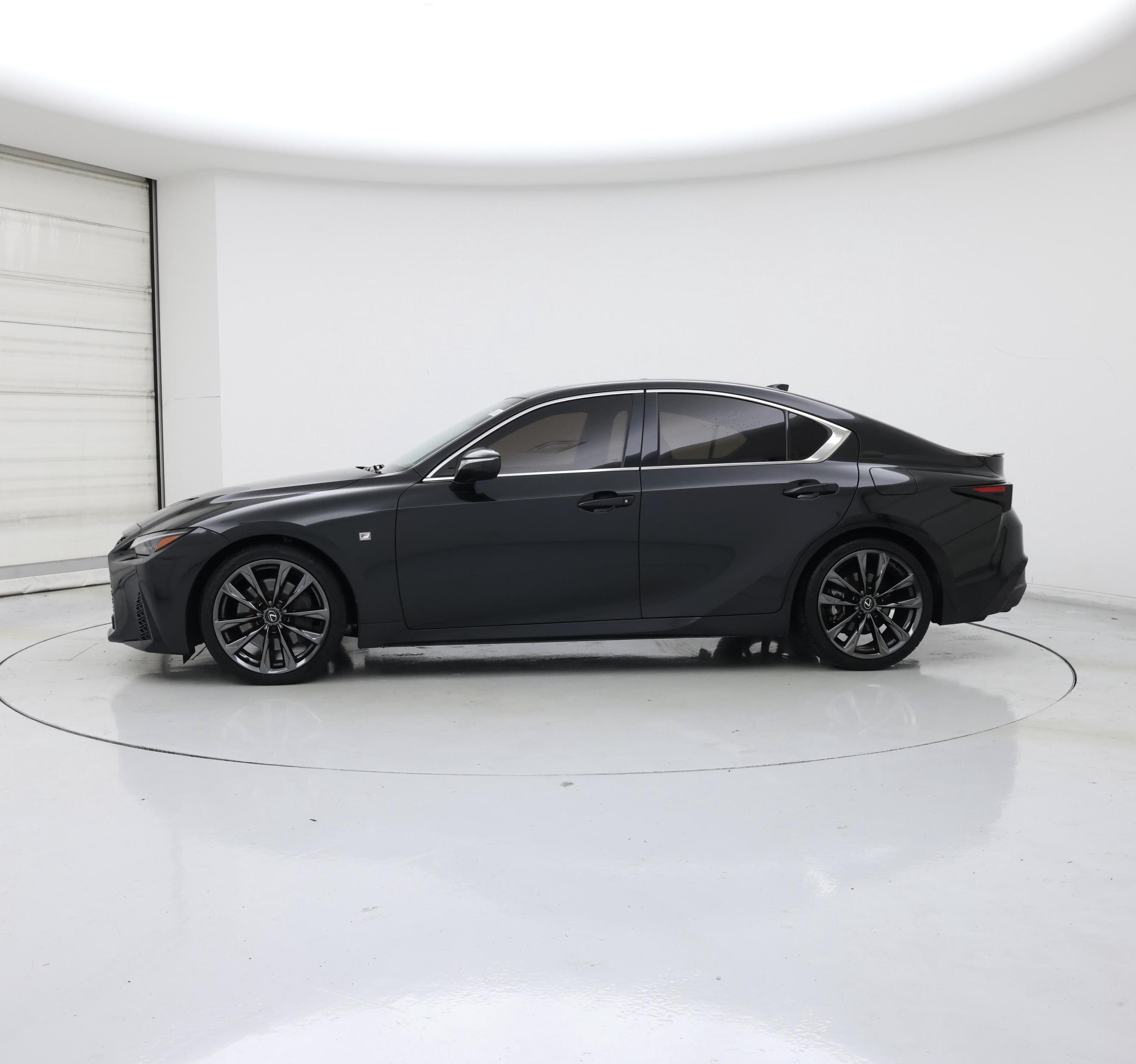 Thumbnail: 2024 Lexus IS - 3