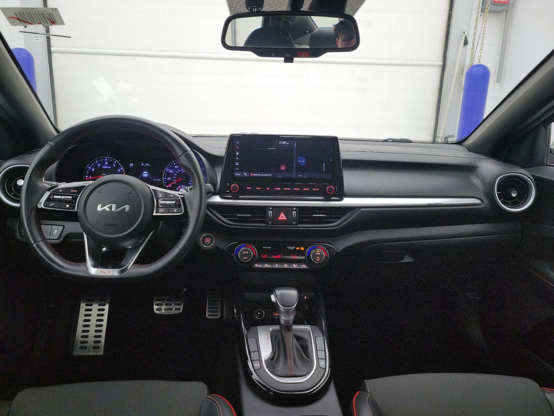 Thumbnail: 2023 Kia Forte - 9