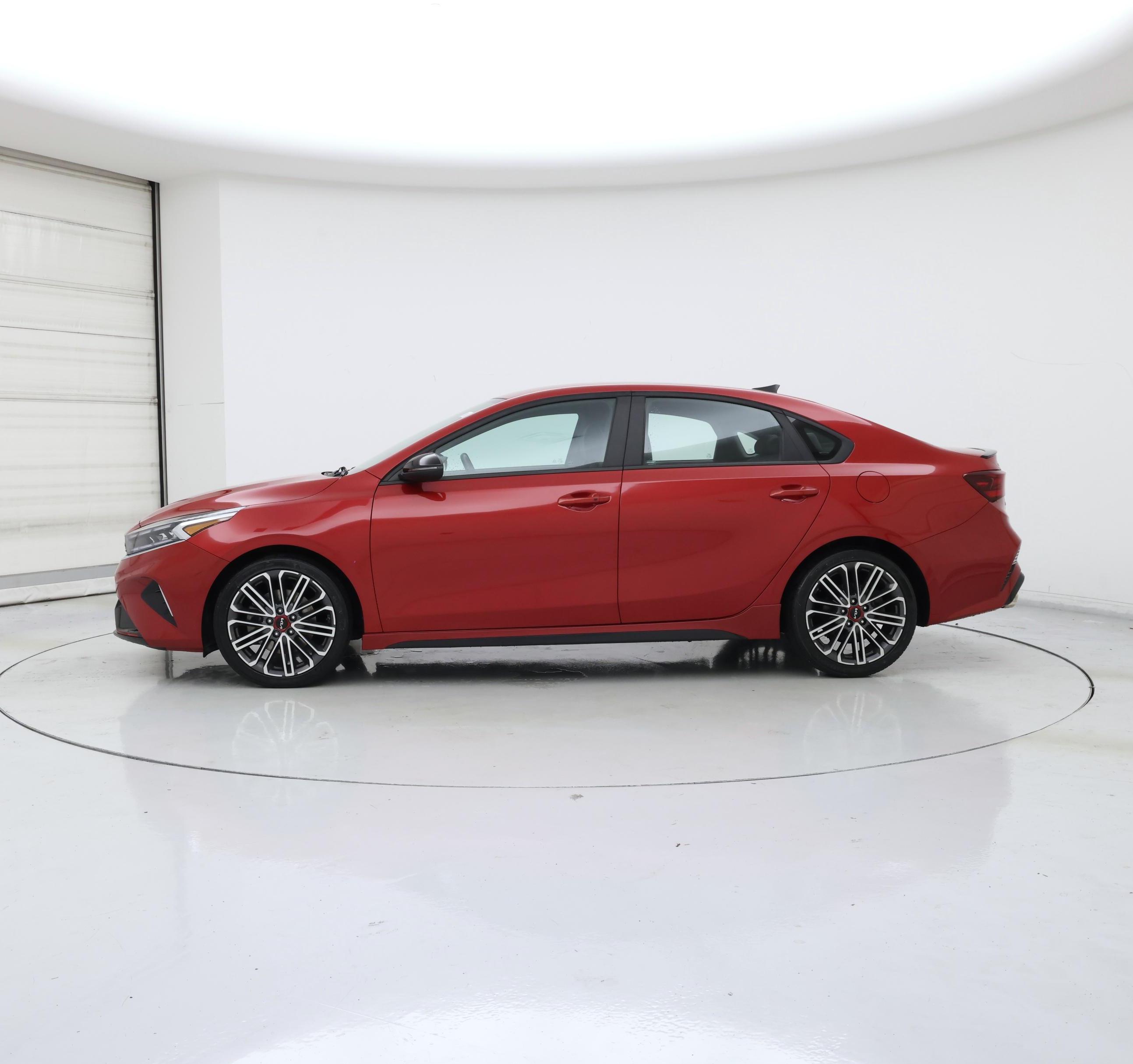 Thumbnail: 2023 Kia Forte - 3