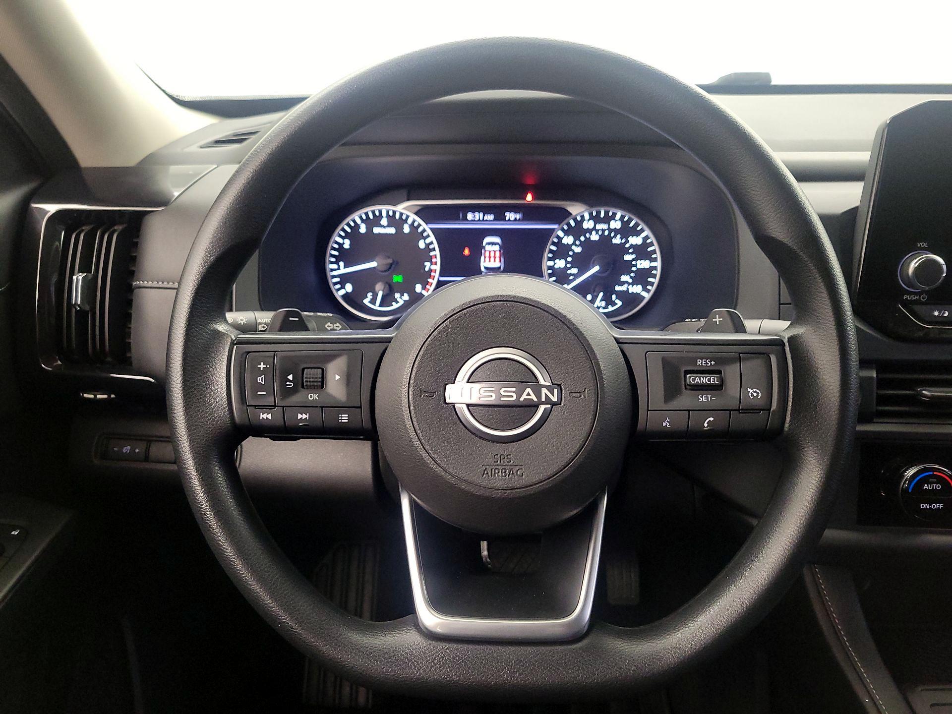 Thumbnail: 2024 Nissan Pathfinder - 10