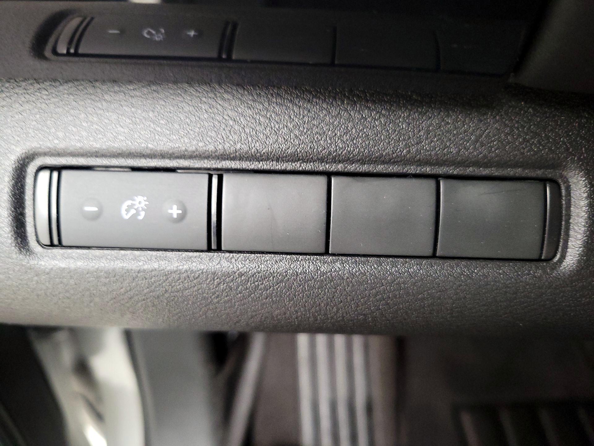 Thumbnail: 2024 Nissan Pathfinder - 13