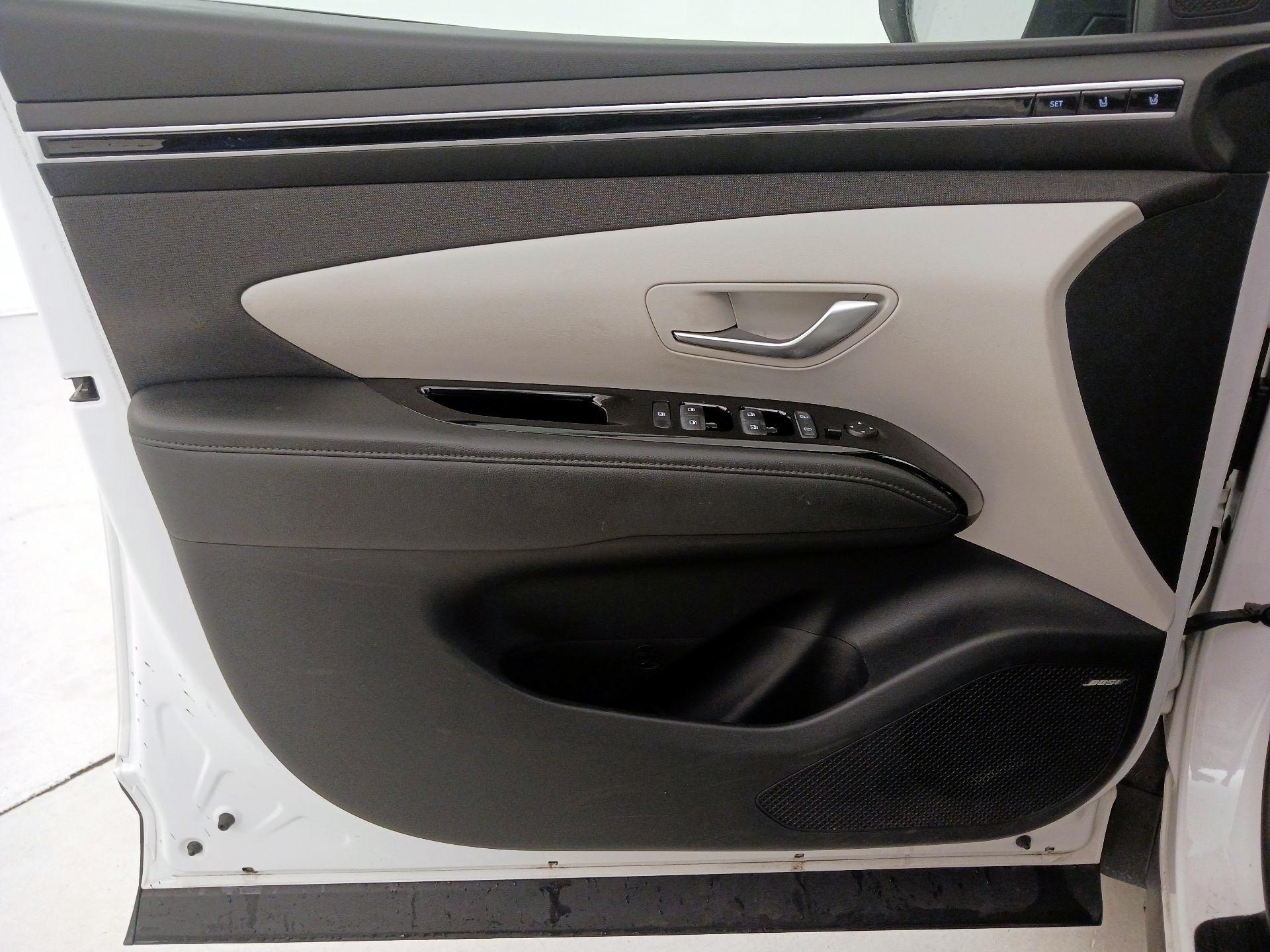 Thumbnail: 2022 Hyundai Tucson - 12