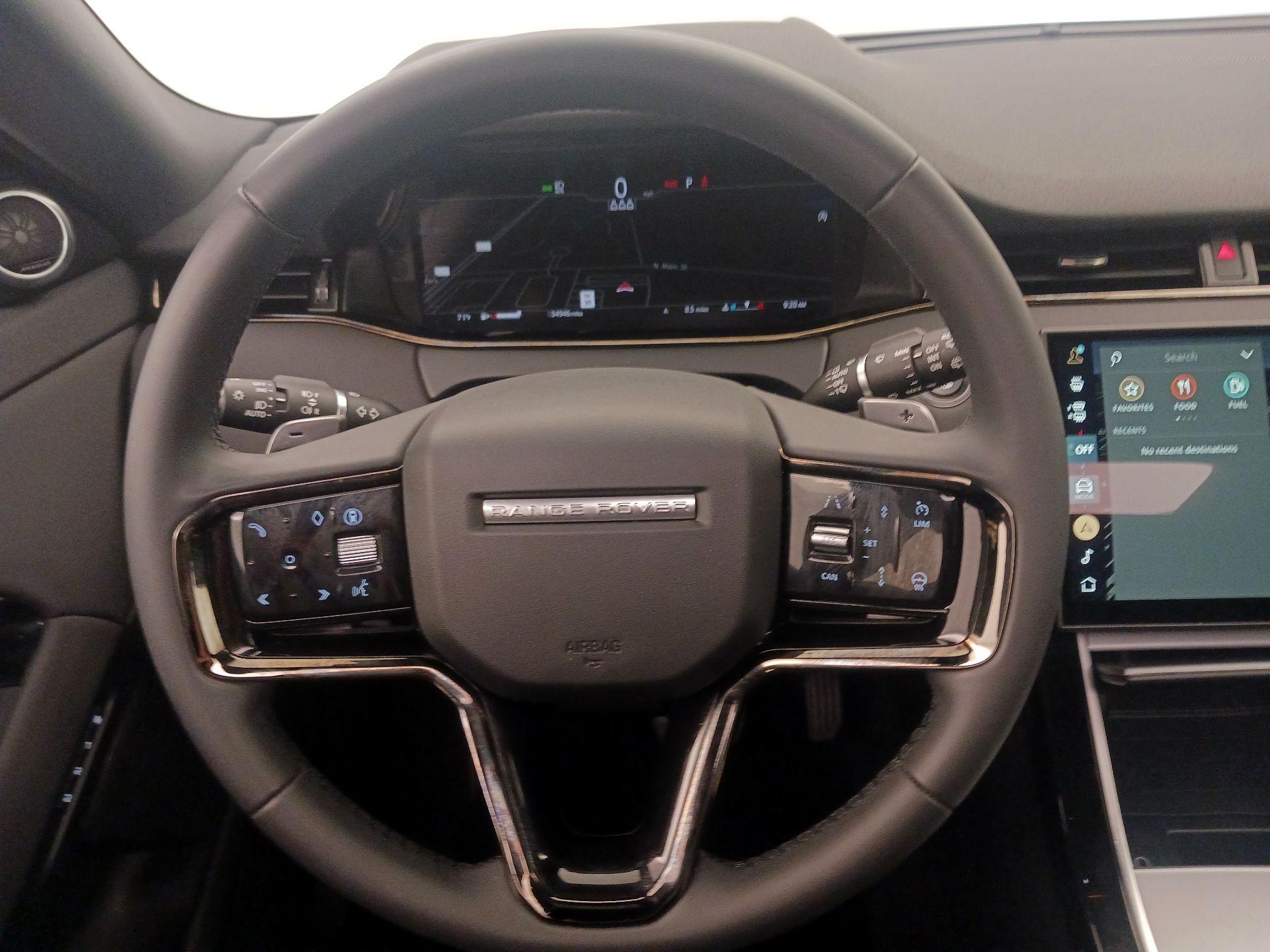 Thumbnail: 2024 Land Rover Range Rover Evoque - 10