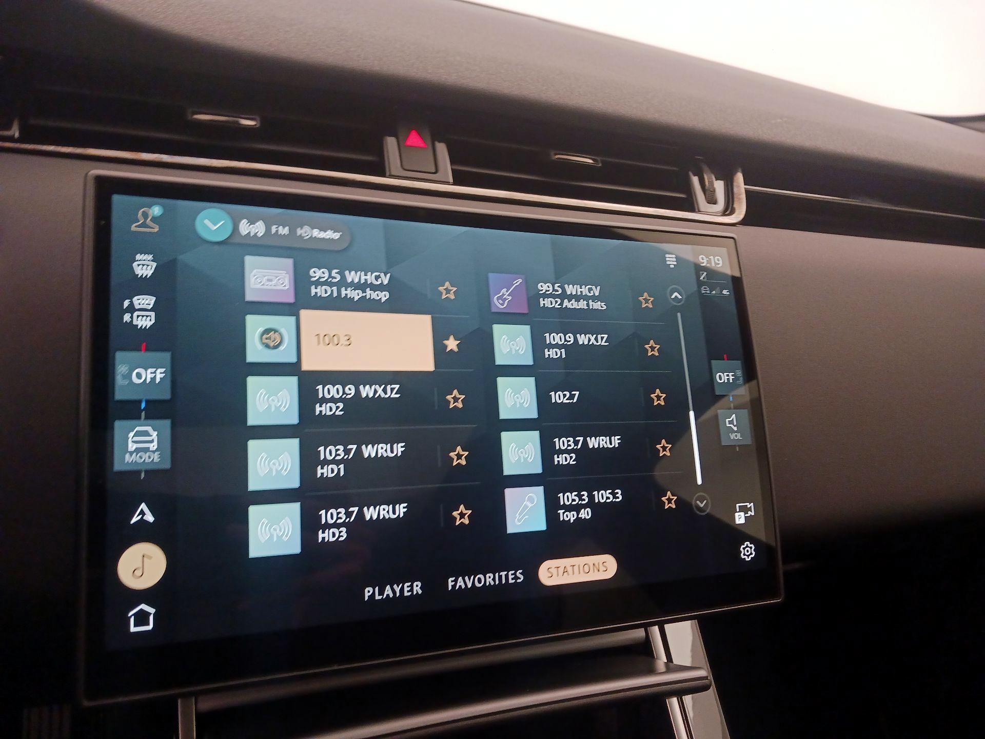 Thumbnail: 2024 Land Rover Range Rover Evoque - 16