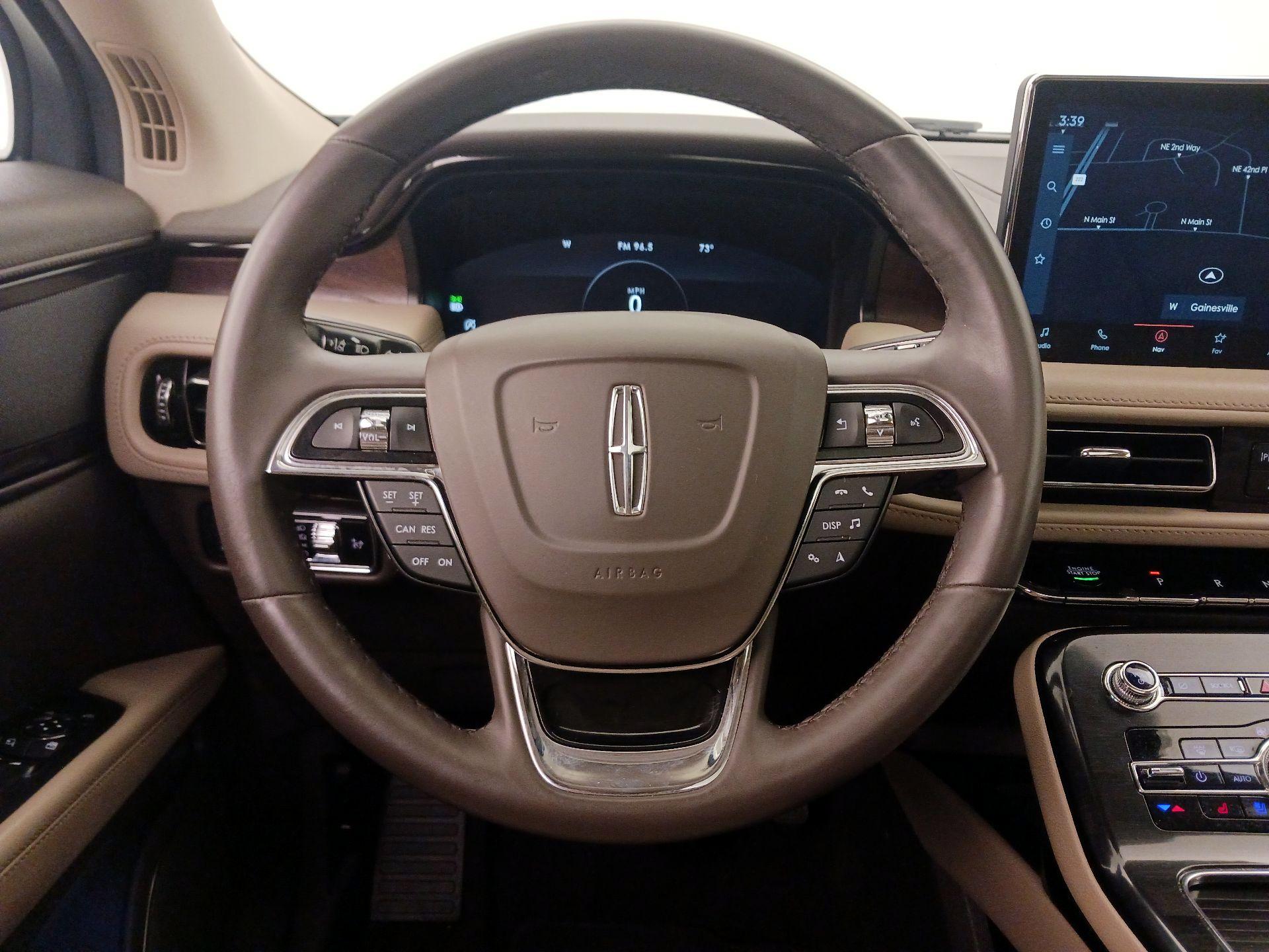Thumbnail: 2022 Lincoln Nautilus - 10