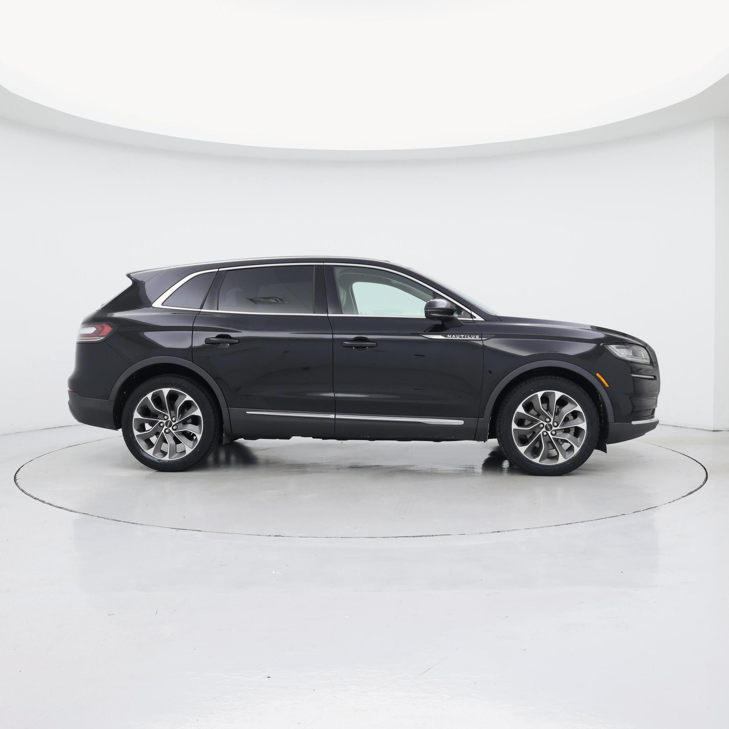 Thumbnail: 2022 Lincoln Nautilus - 7